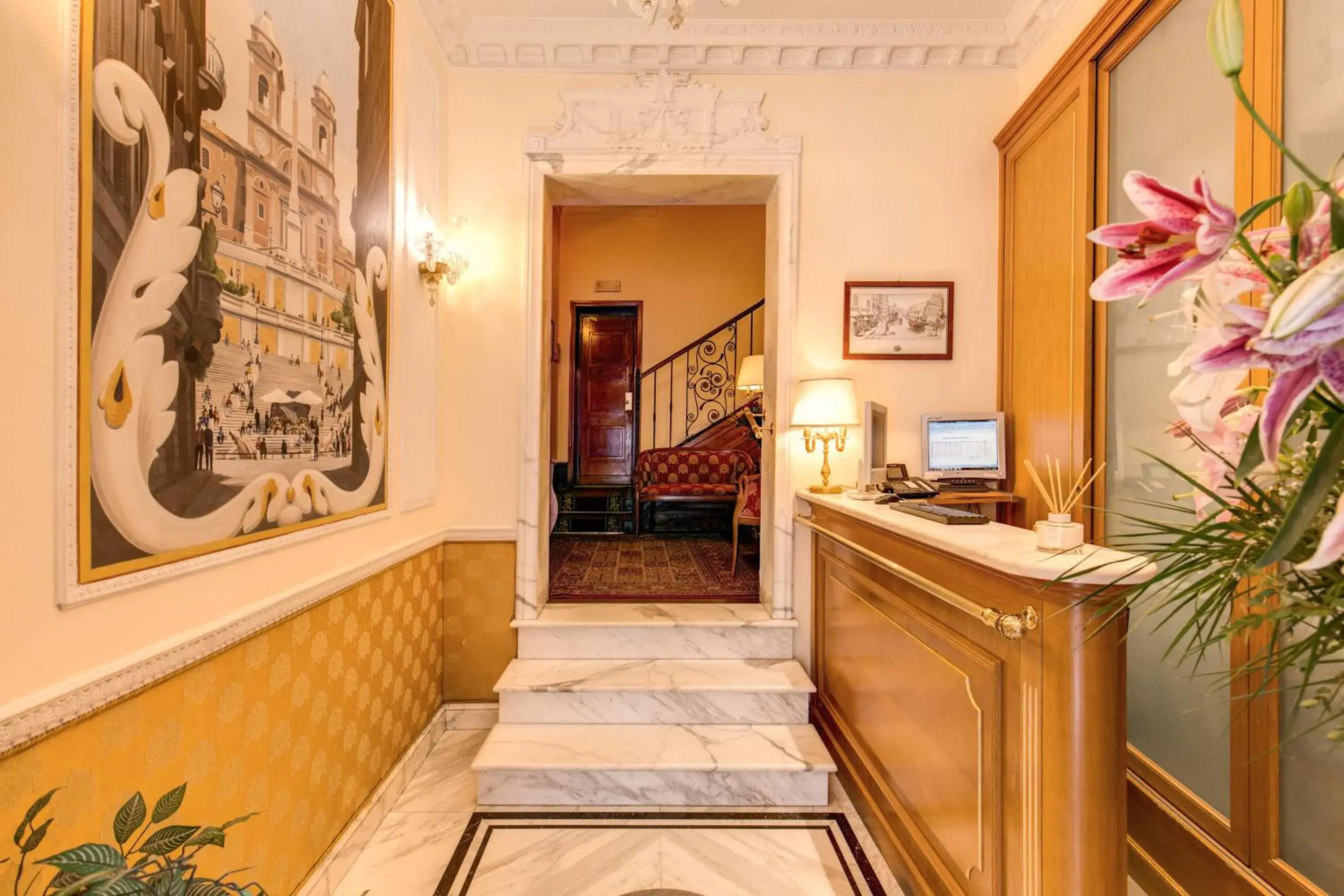 Lobby or reception, Lobby/Reception in Hotel La Lumiere Di Piazza Di Spagna