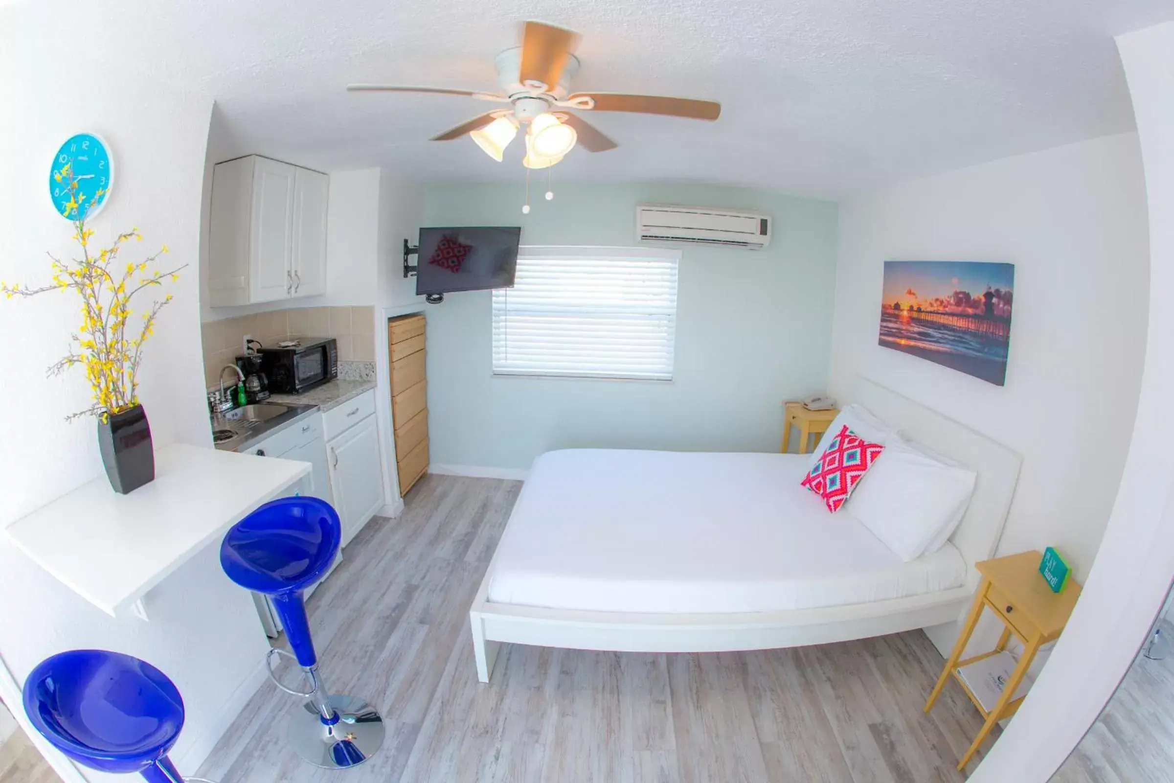 Bedroom in St. Pete Beach Suites