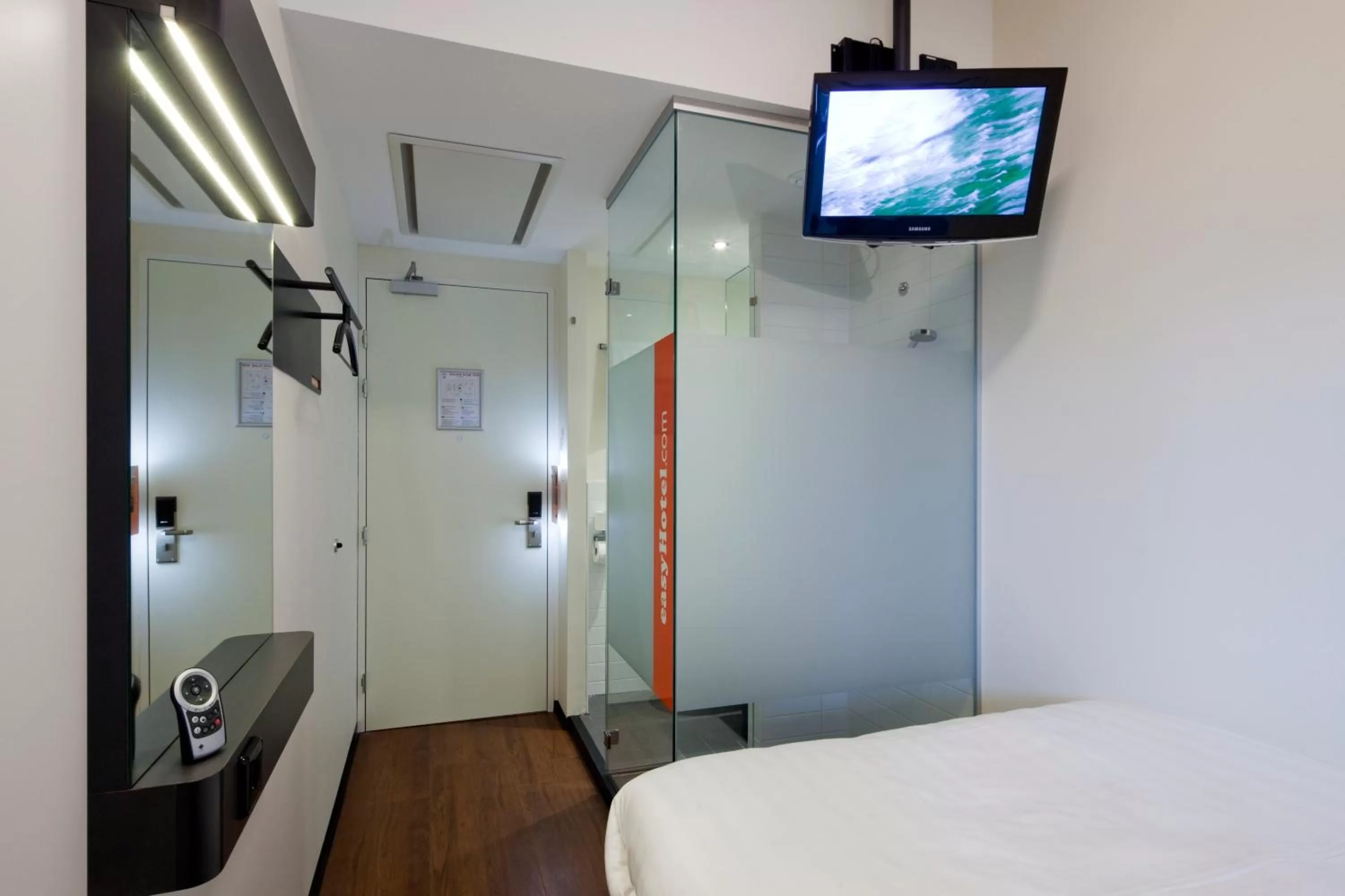 Photo of the whole room, Bed in easyHotel Amsterdam City Centre South