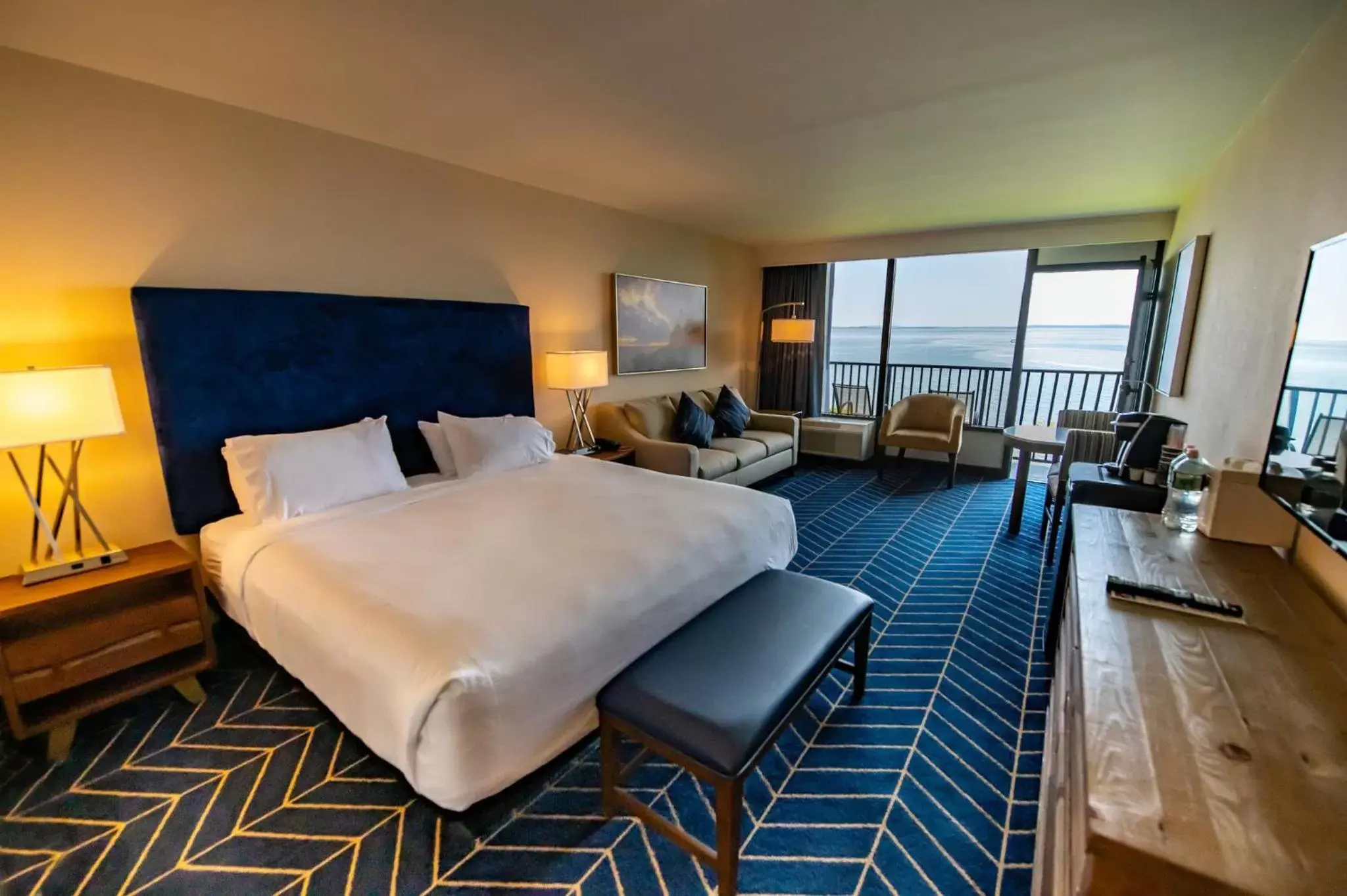 Bedroom, Bed in Holiday Inn Bar Harbor Regency Hotel by IHG Bedroom, Bed in Holiday Inn Bar Harbor Regency Hotel by IHG