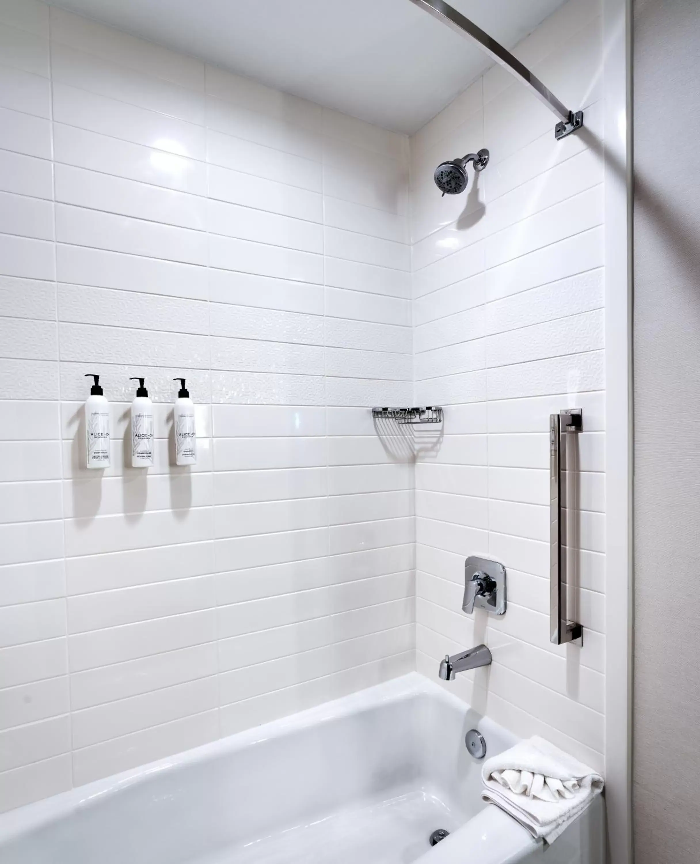 Bathroom in Fairfield Inn & Suites by Marriott Houston League City