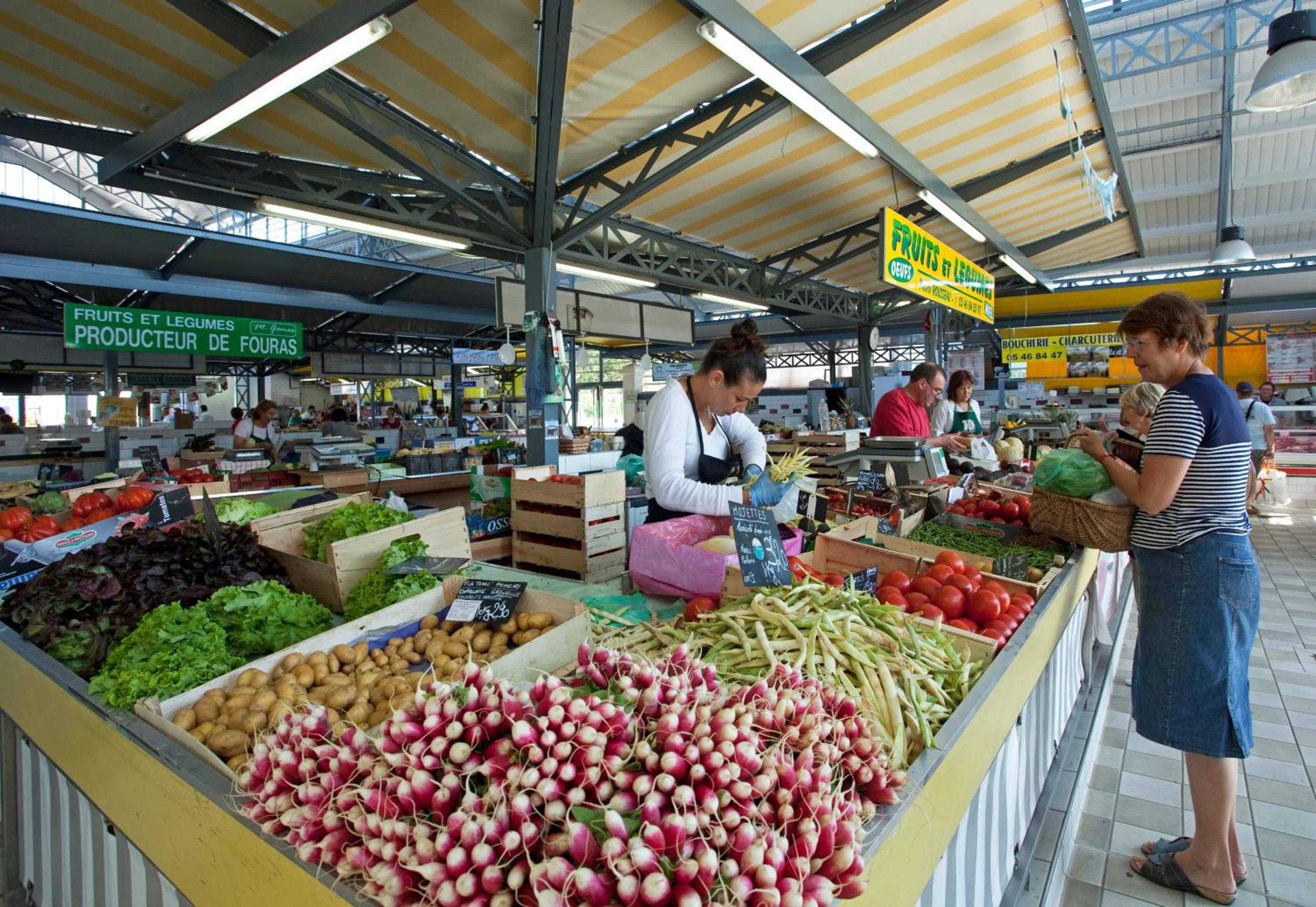 Supermarket/grocery shop in Grand Hôtel des Bains SPA
