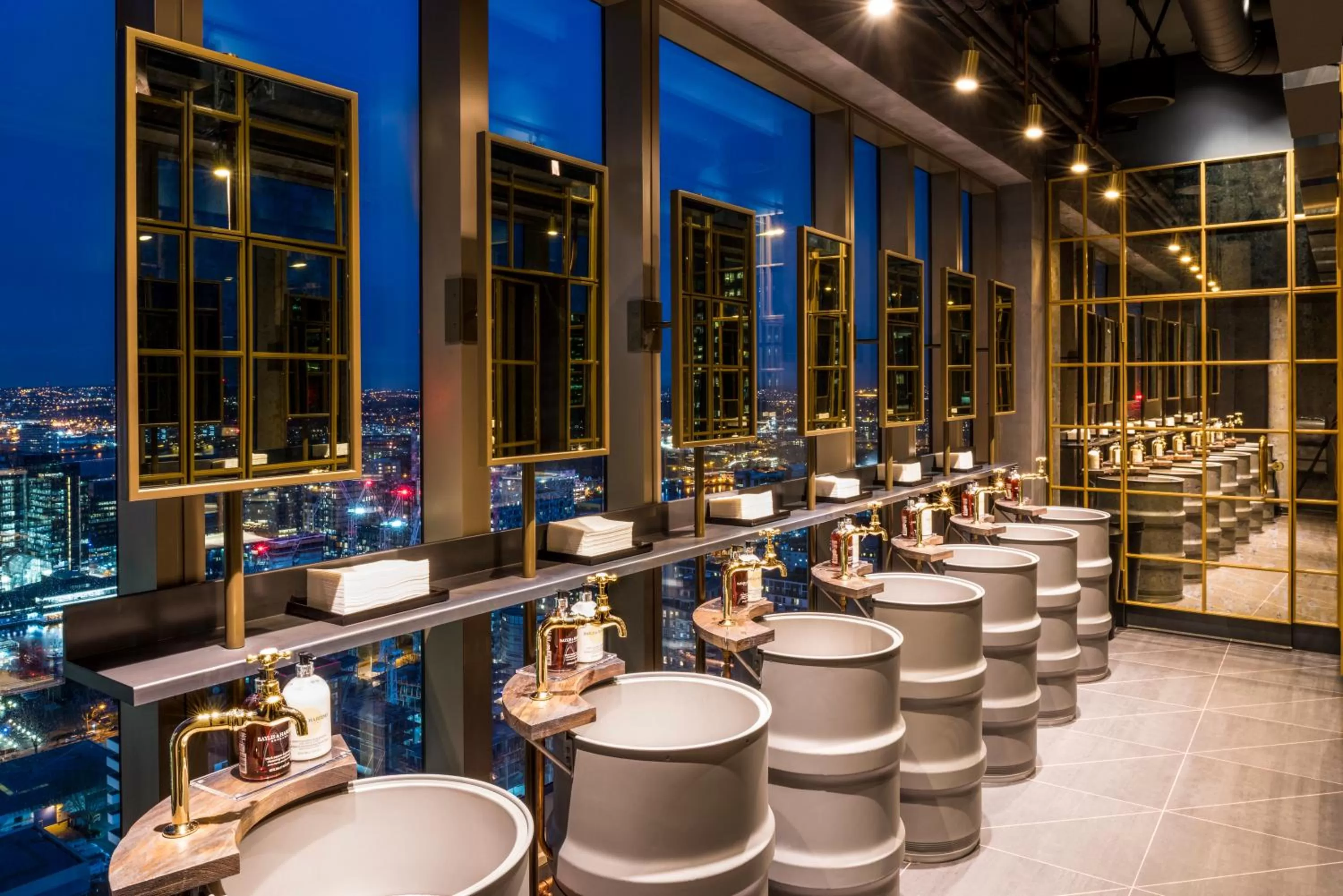 Area and facilities in Novotel London Canary Wharf