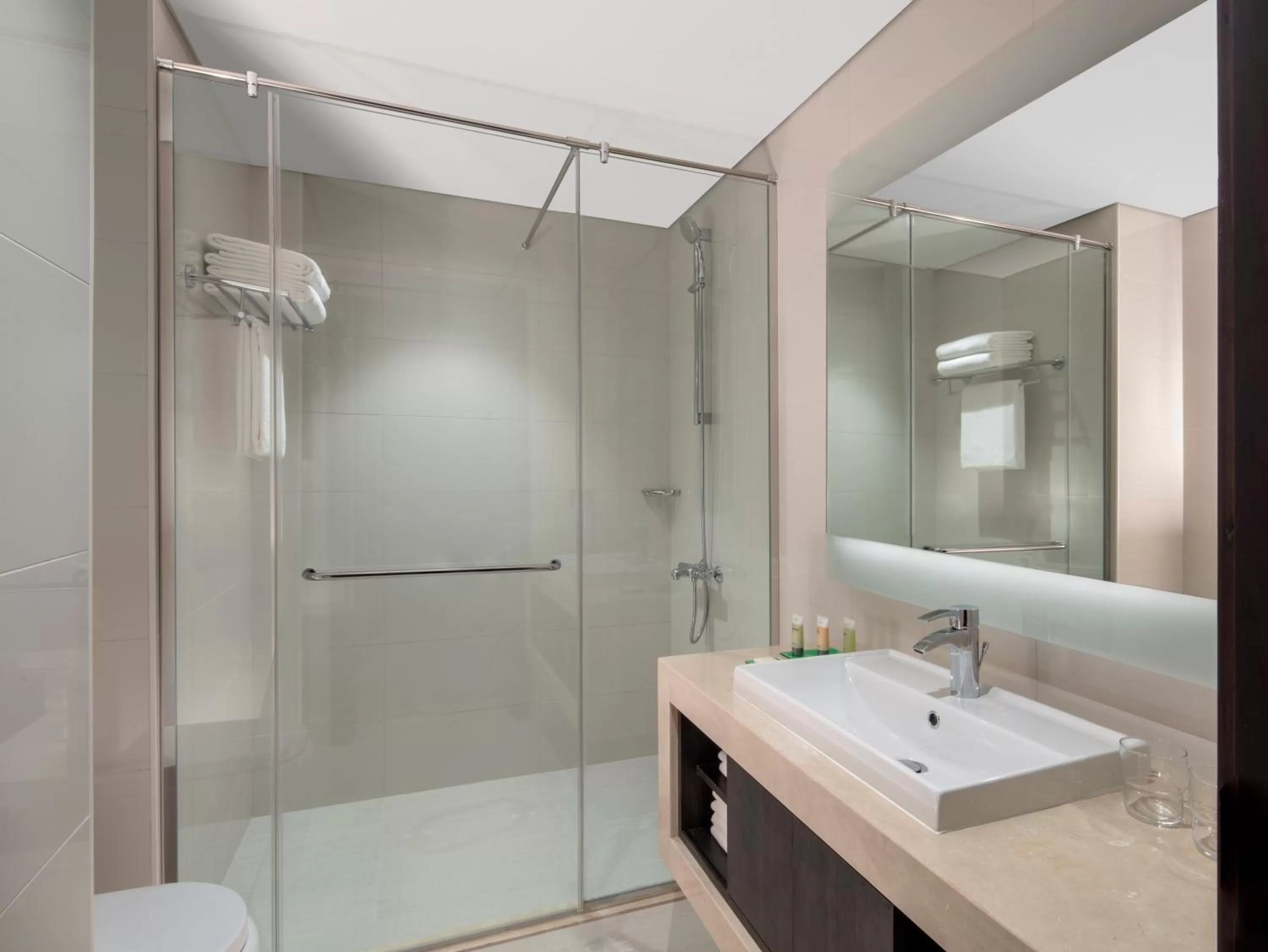 Bathroom in Hyatt Place Dubai Al Rigga Residences