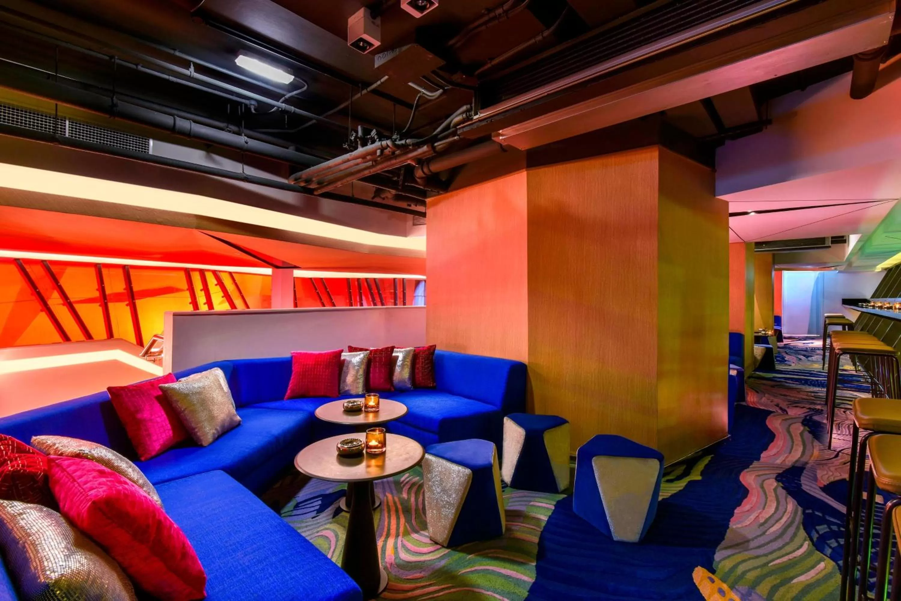 Restaurant/places to eat in W Amman Hotel