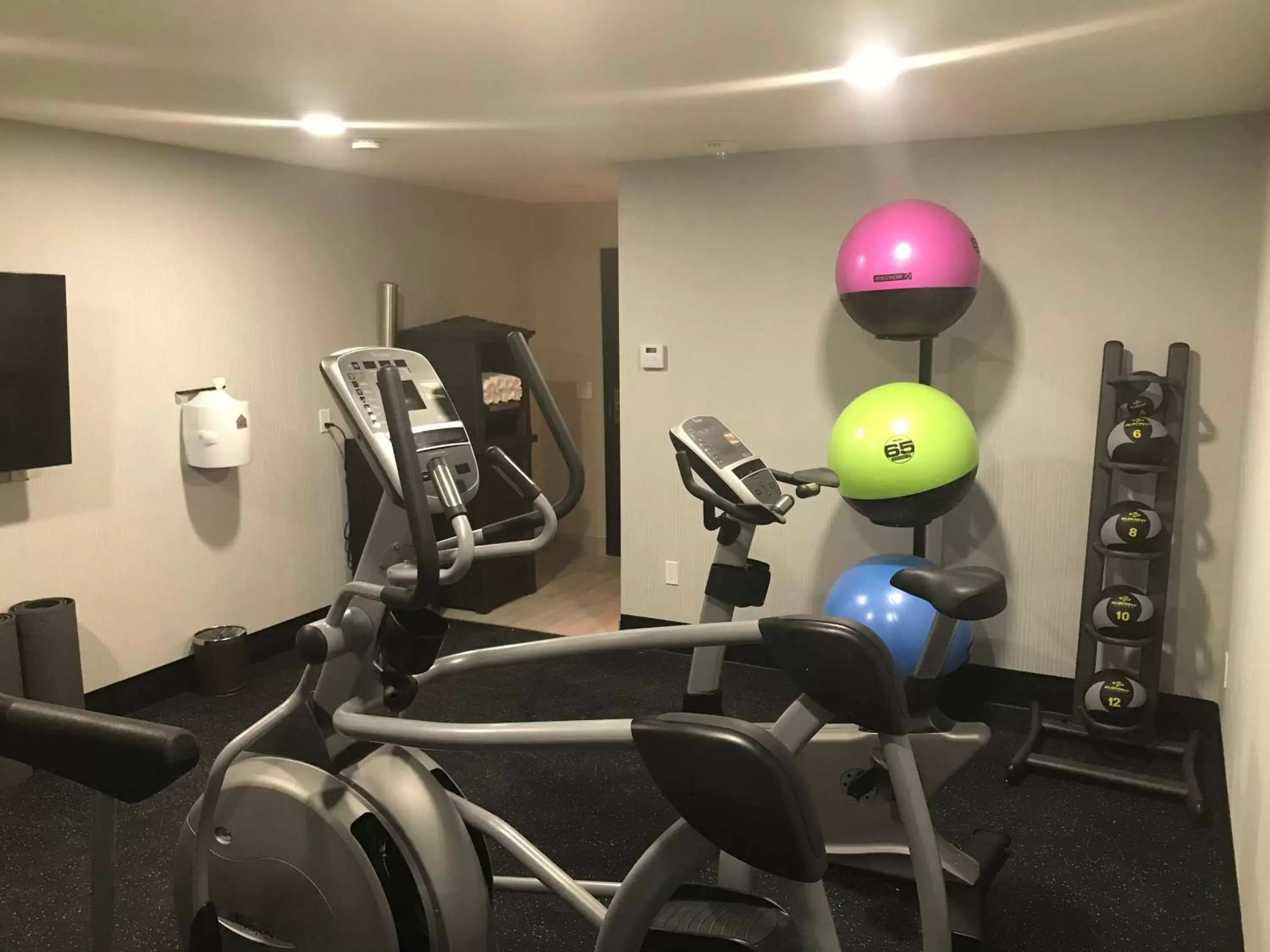 Fitness centre/facilities, Fitness Center/Facilities in Days Inn by Wyndham Wainwright