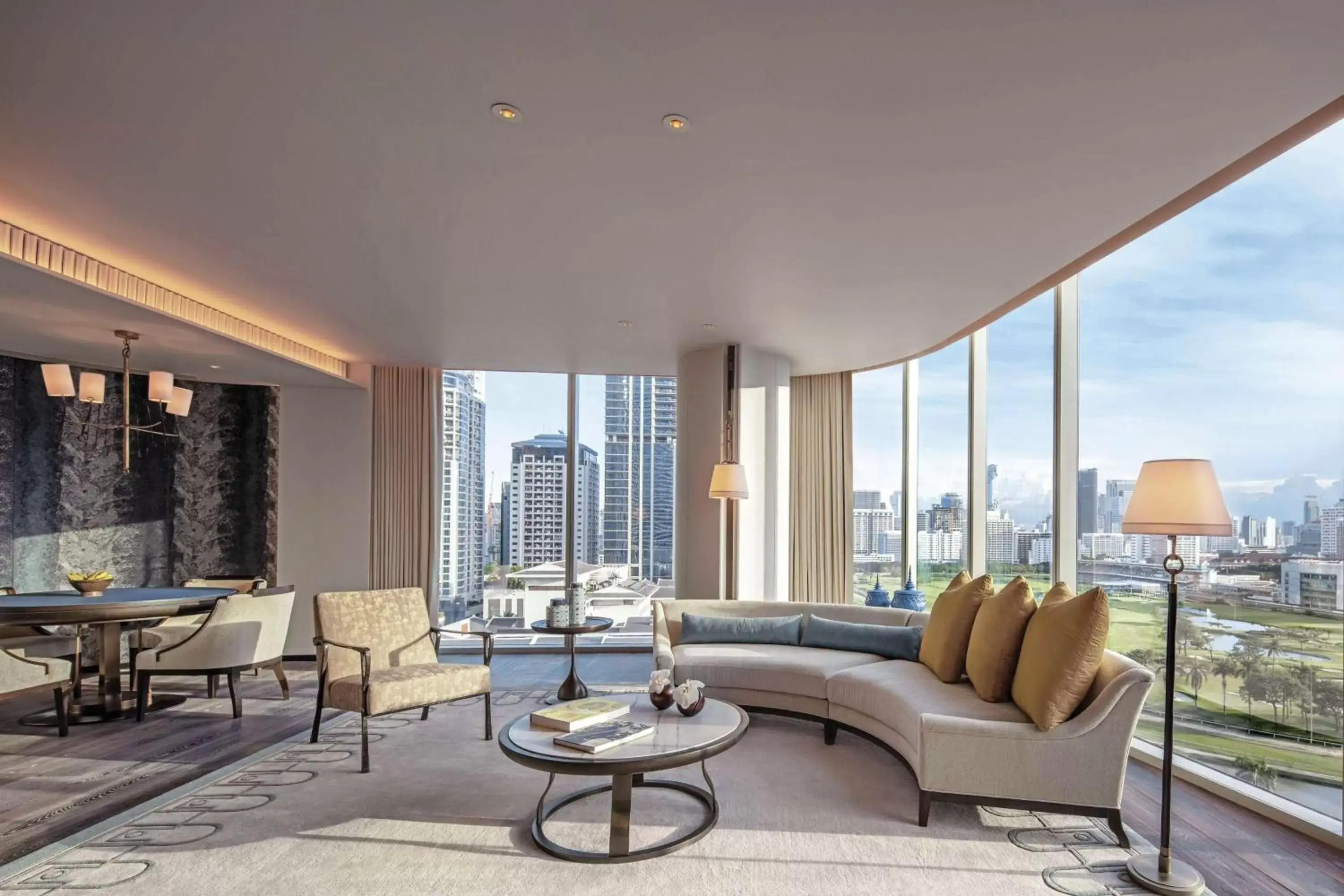 Living room in Waldorf Astoria Bangkok