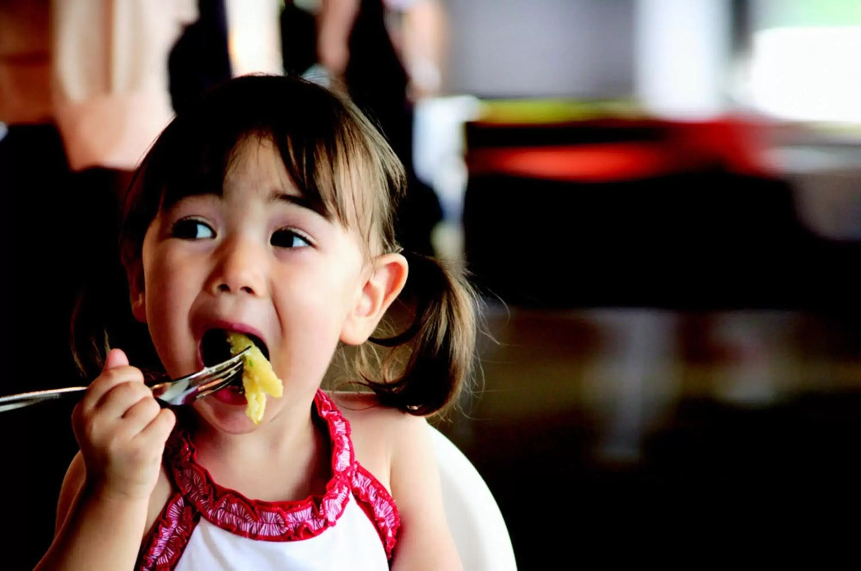 Restaurant/places to eat, Children in Holiday Inn Guangzhou South Lake, an IHG Hotel