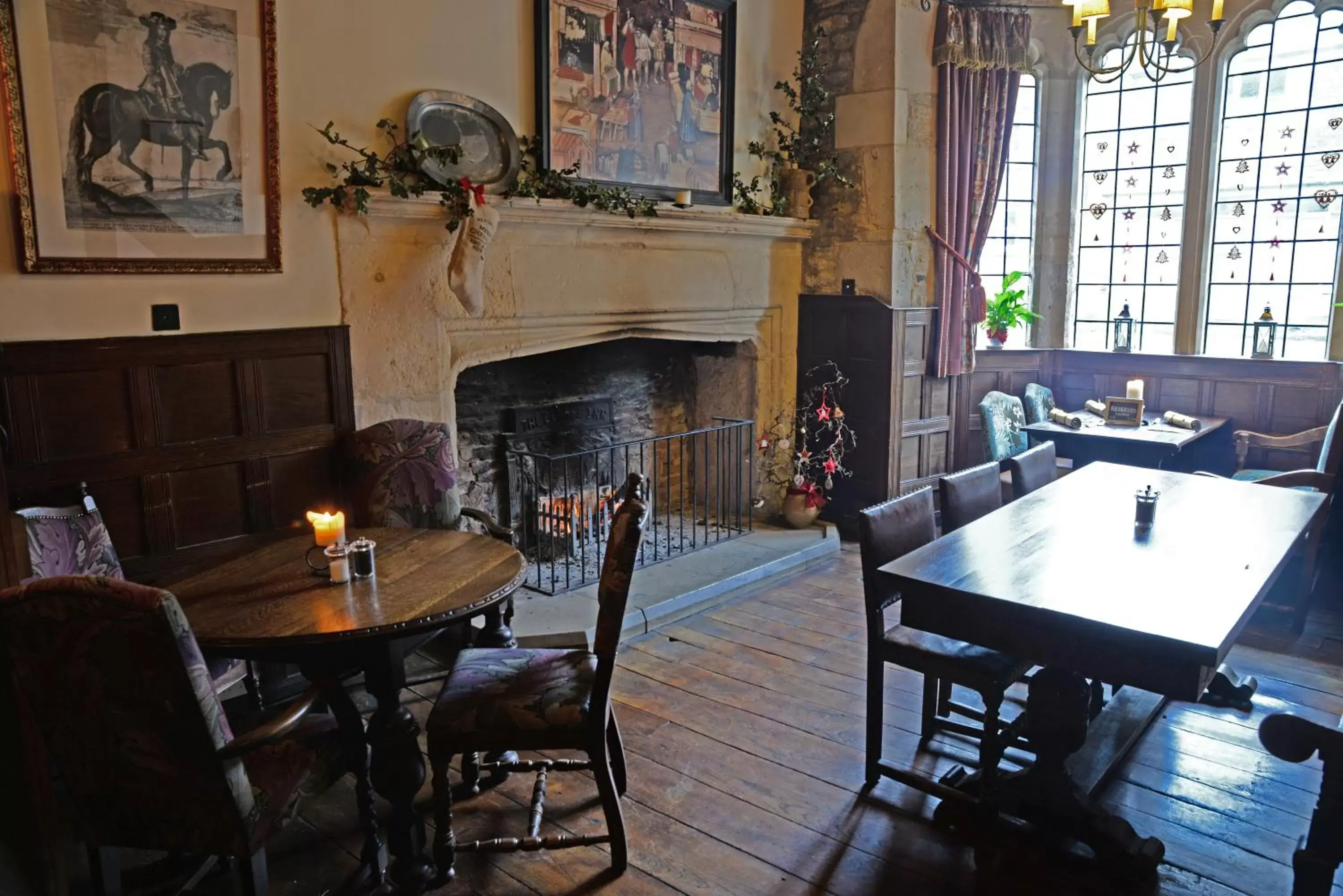 Lounge or bar, Restaurant/Places to Eat in The George Inn & Plaine