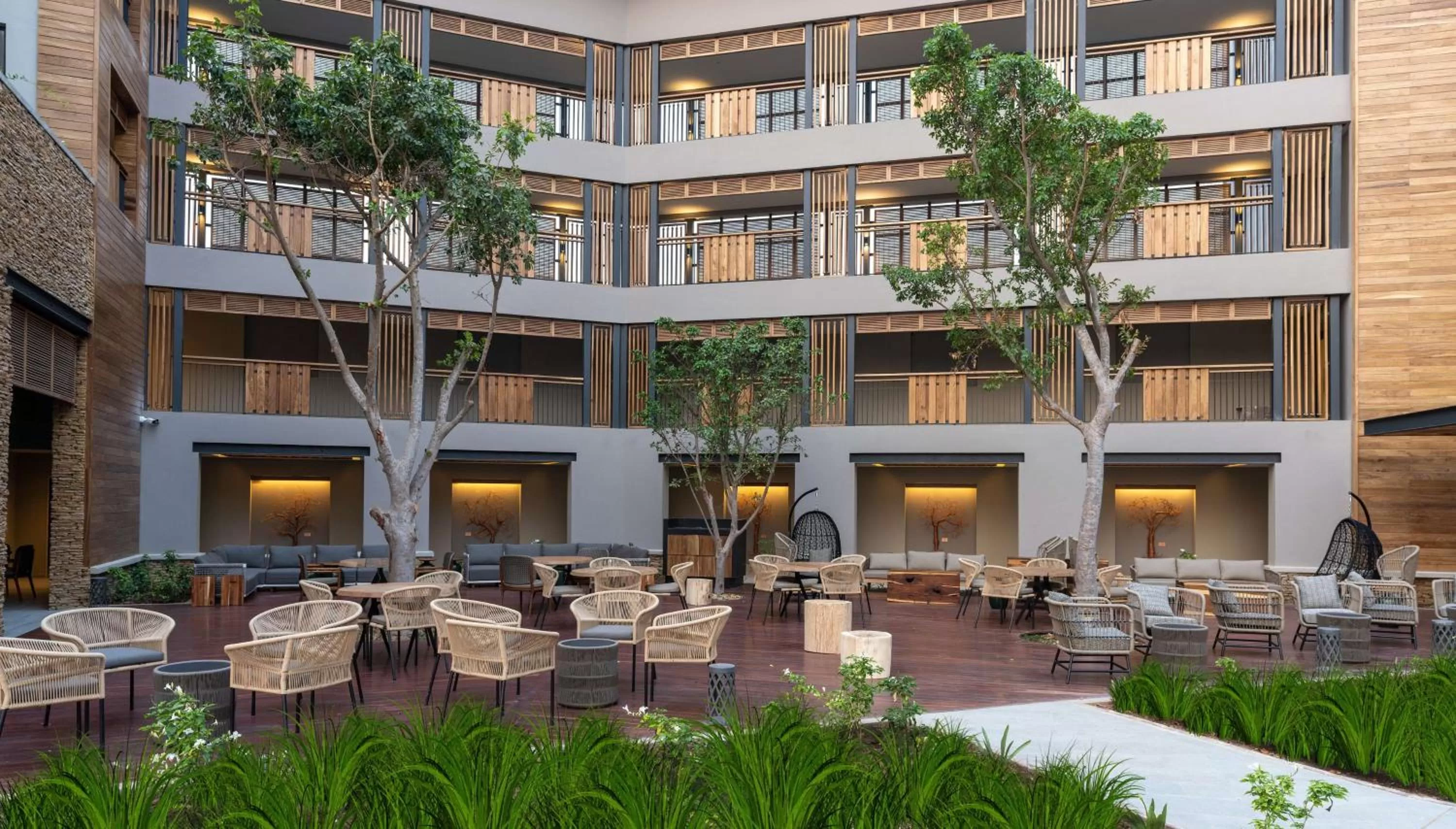 Restaurant/places to eat in Radisson Blu Mosi-oa-Tunya Livingstone Resort