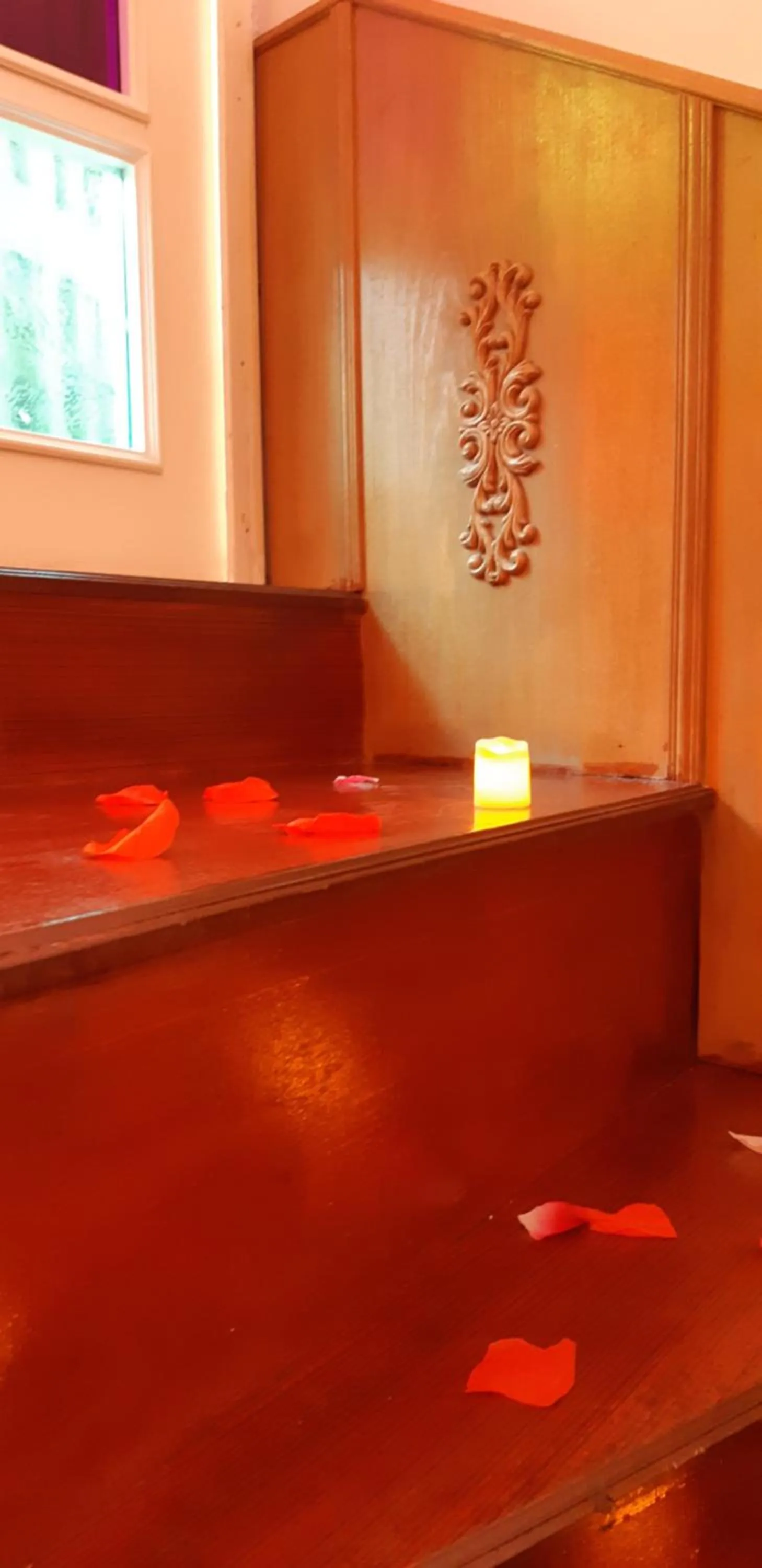 Property building in Walnut Shell Hotel