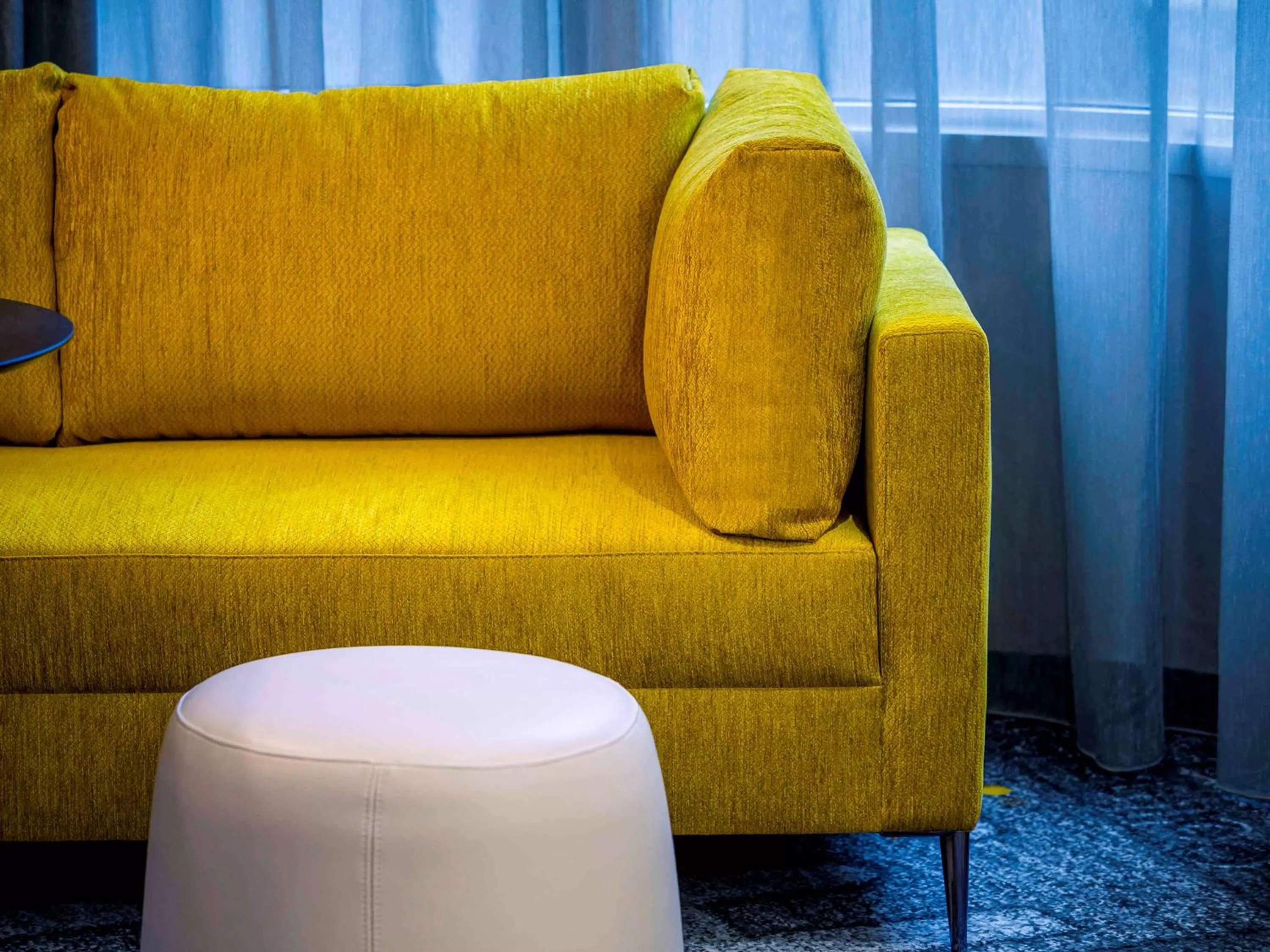 Photo of the whole room, Seating Area in Pullman Melbourne on Swanston