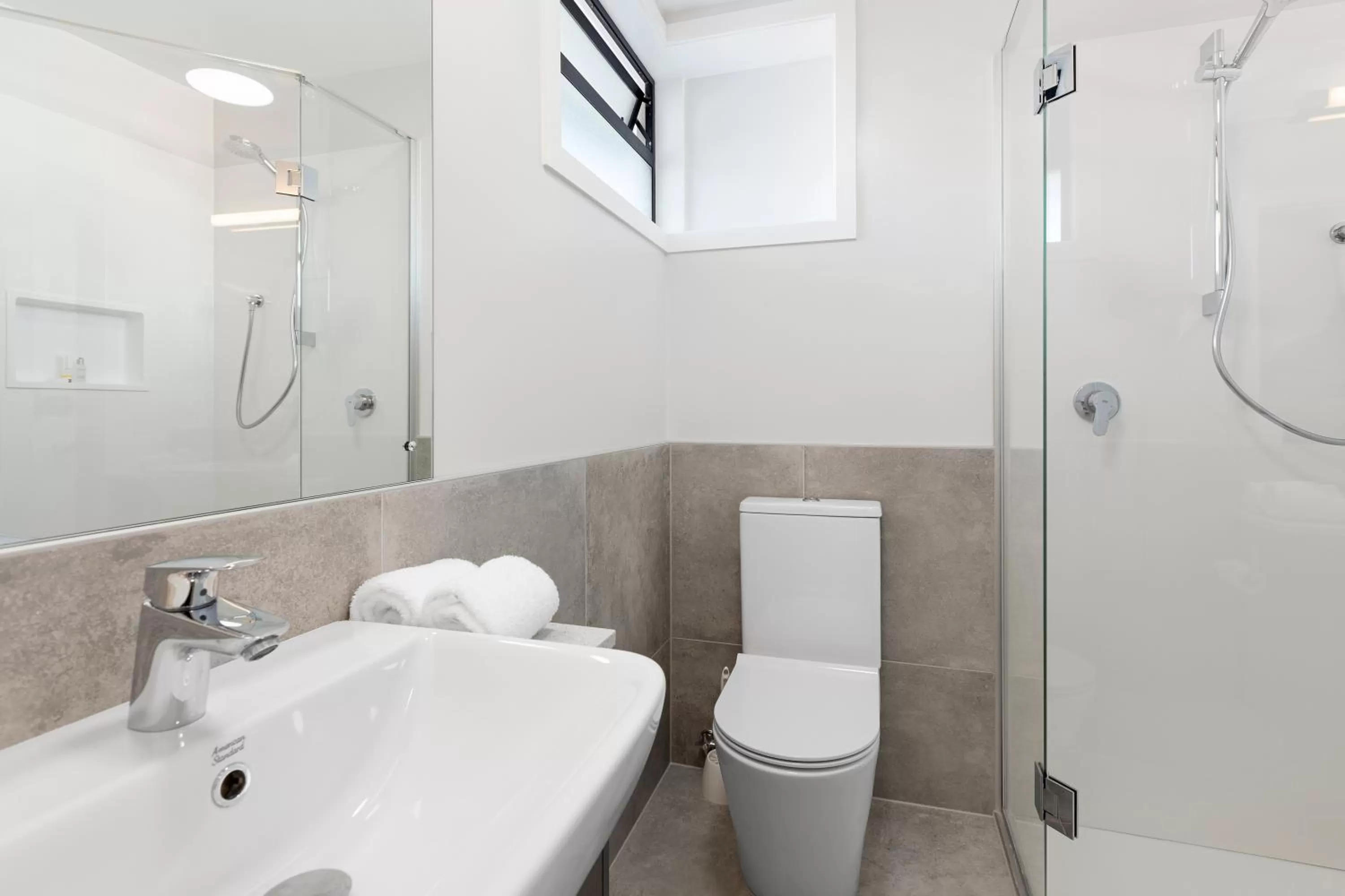 Toilet in The Parnell Hotel & Conference Centre