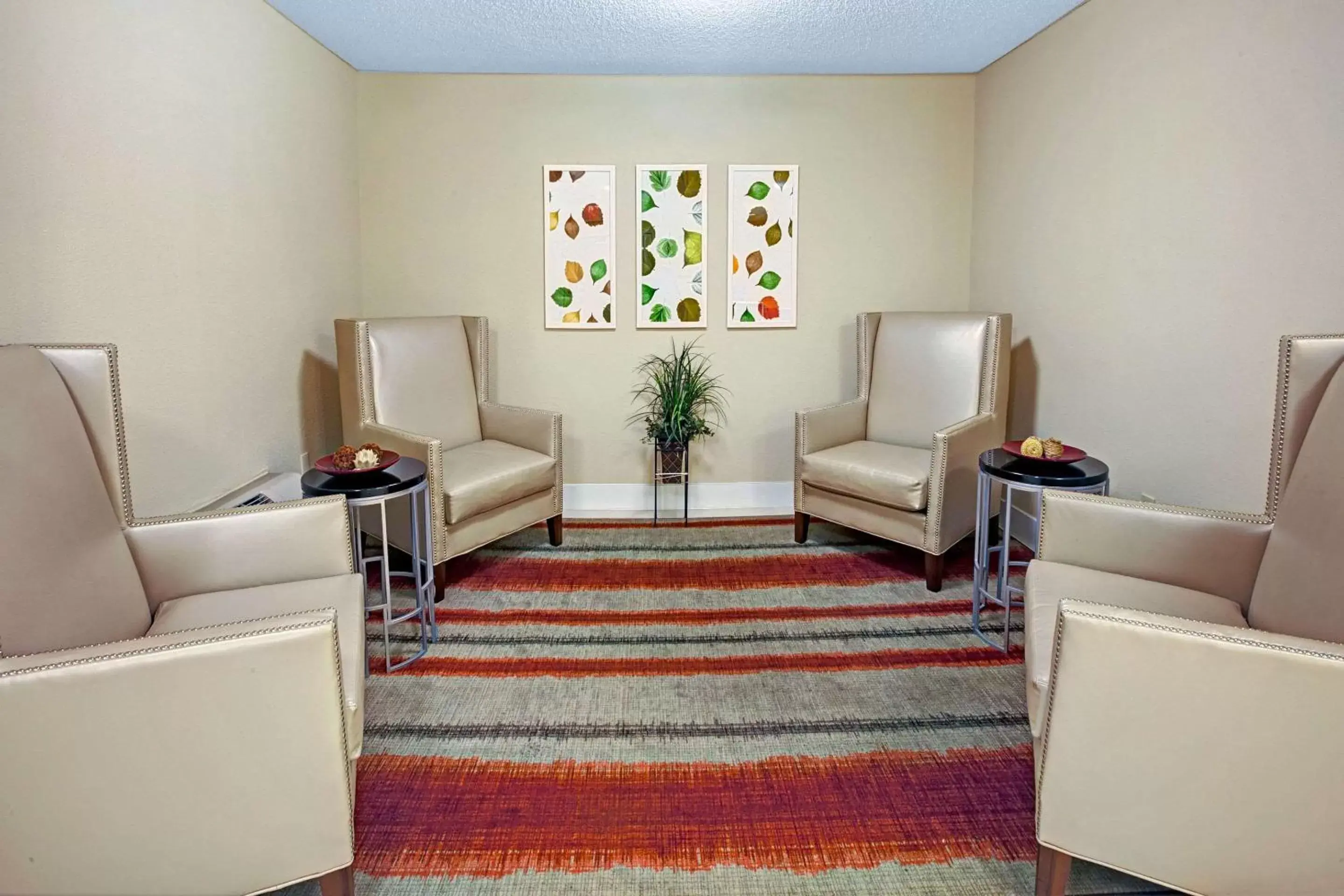 Lobby or reception in MainStay Suites Northbrook Wheeling Lobby or reception in MainStay Suites Northbrook Wheeling