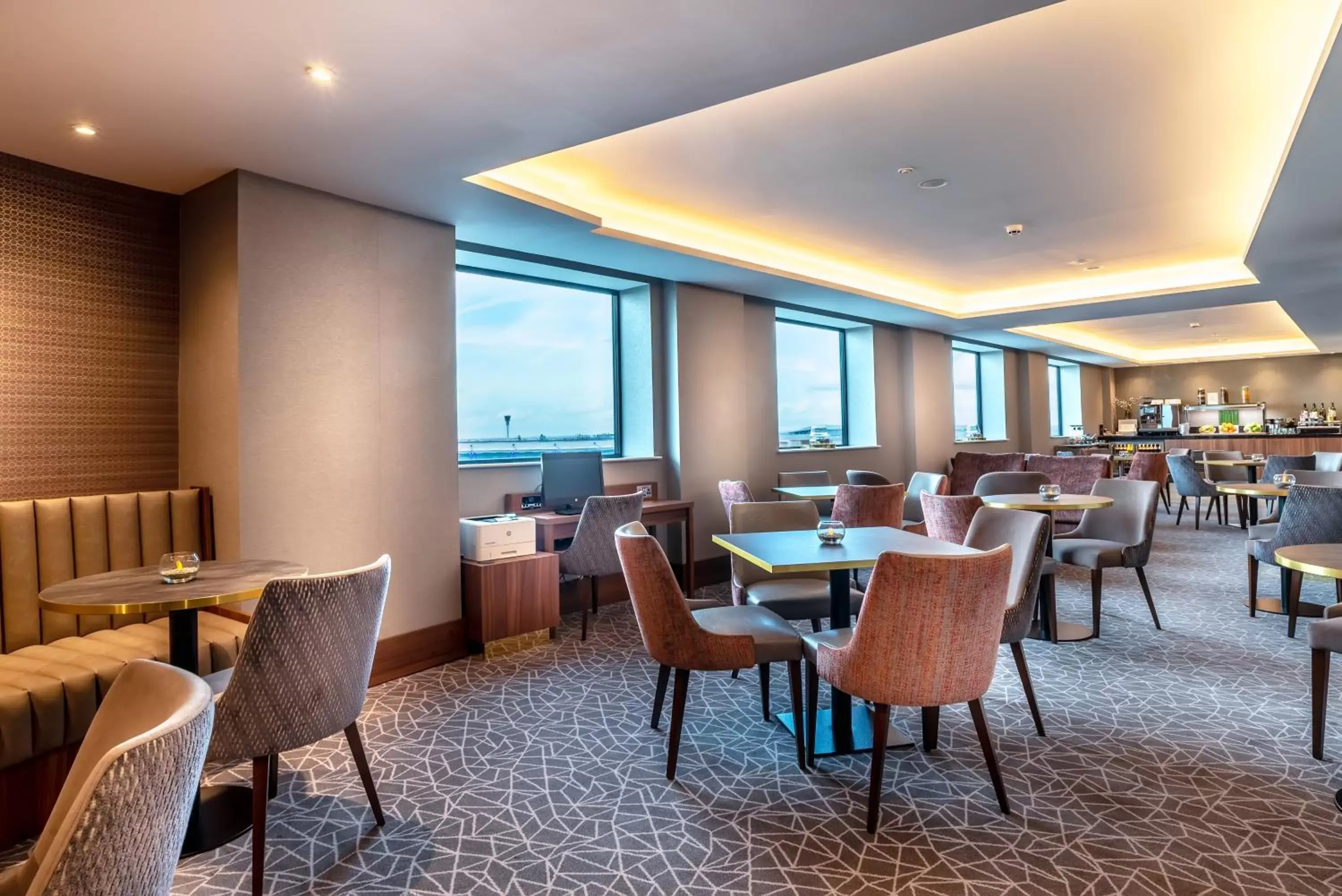 View (from property/room) in Crowne Plaza London Heathrow T4 by IHG View (from property/room) in Crowne Plaza London Heathrow T4 by IHG