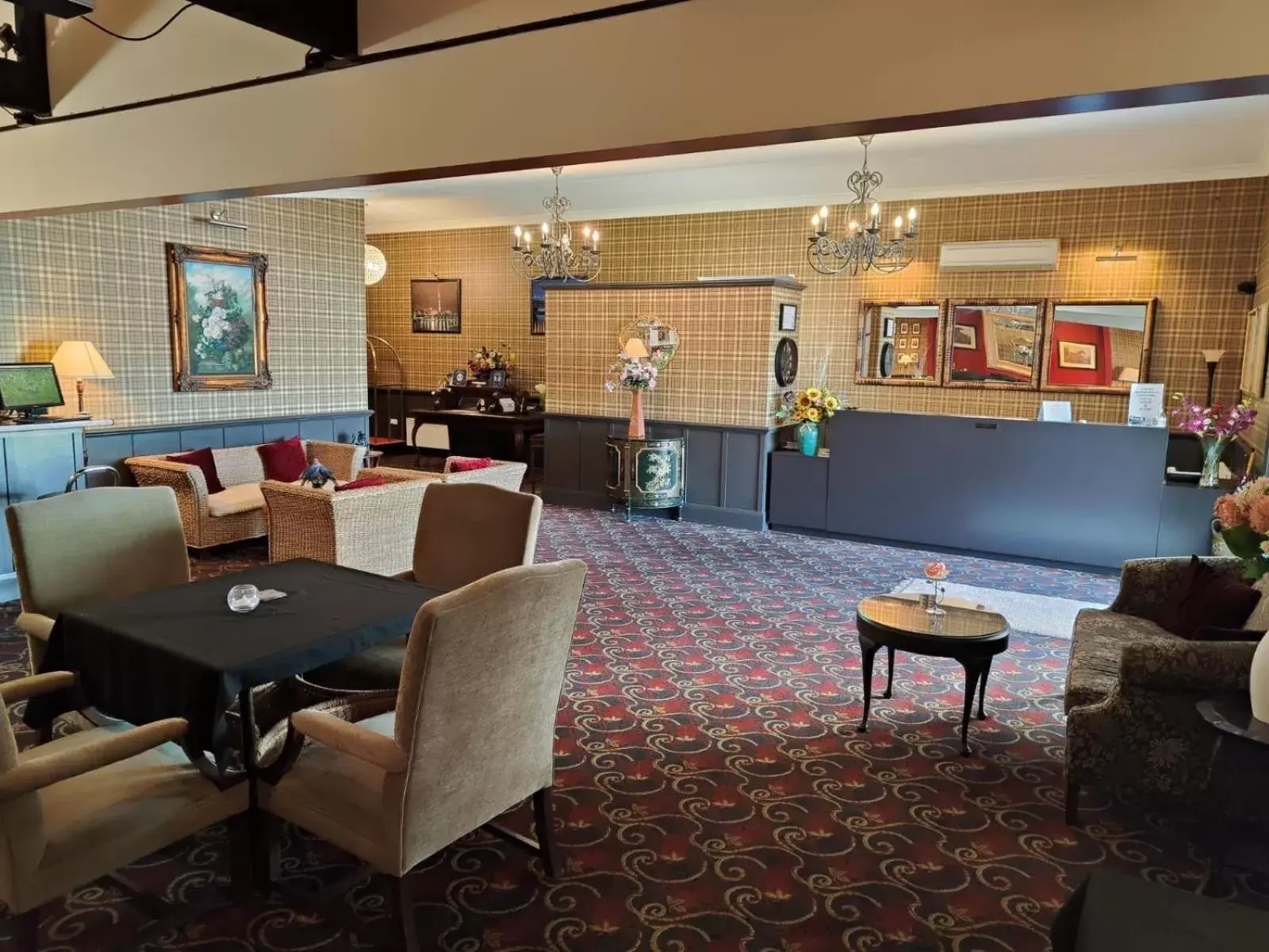 Lobby or reception, Restaurant/Places to Eat in Gateway Motor Inn