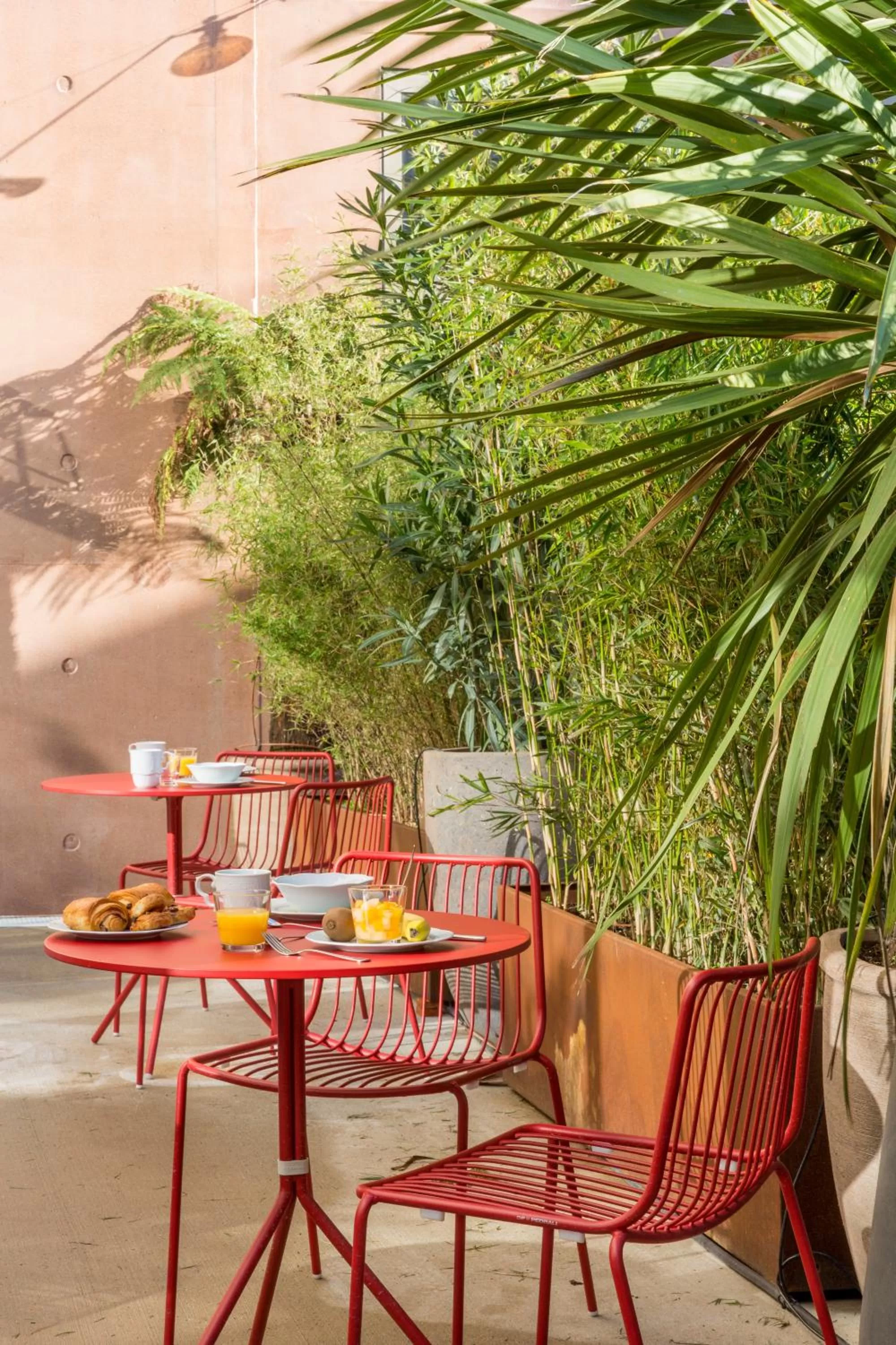 Patio in Aiden by Best Western Lorient Centre