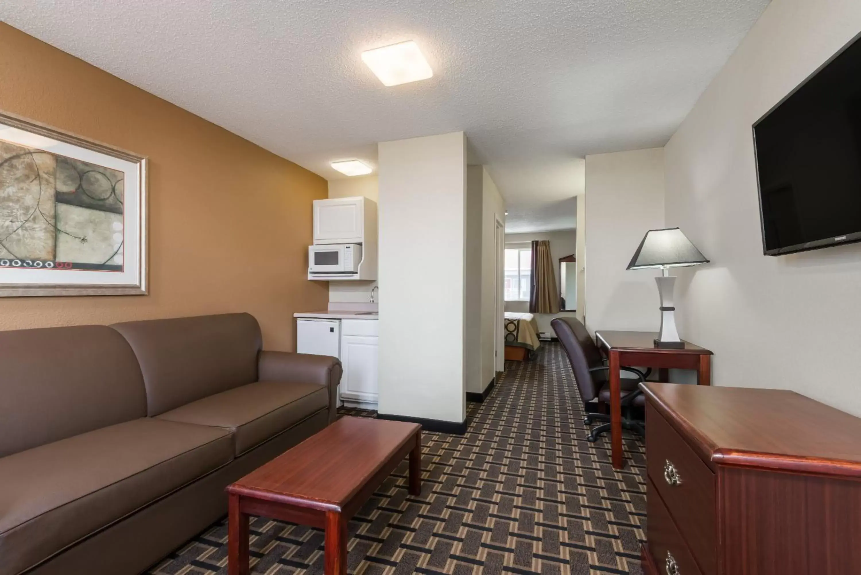 One-Bedroom Suite with Two Queen Beds - Non-Smoking in Super 8 by Wyndham Indianapolis/NE/Castleton Area