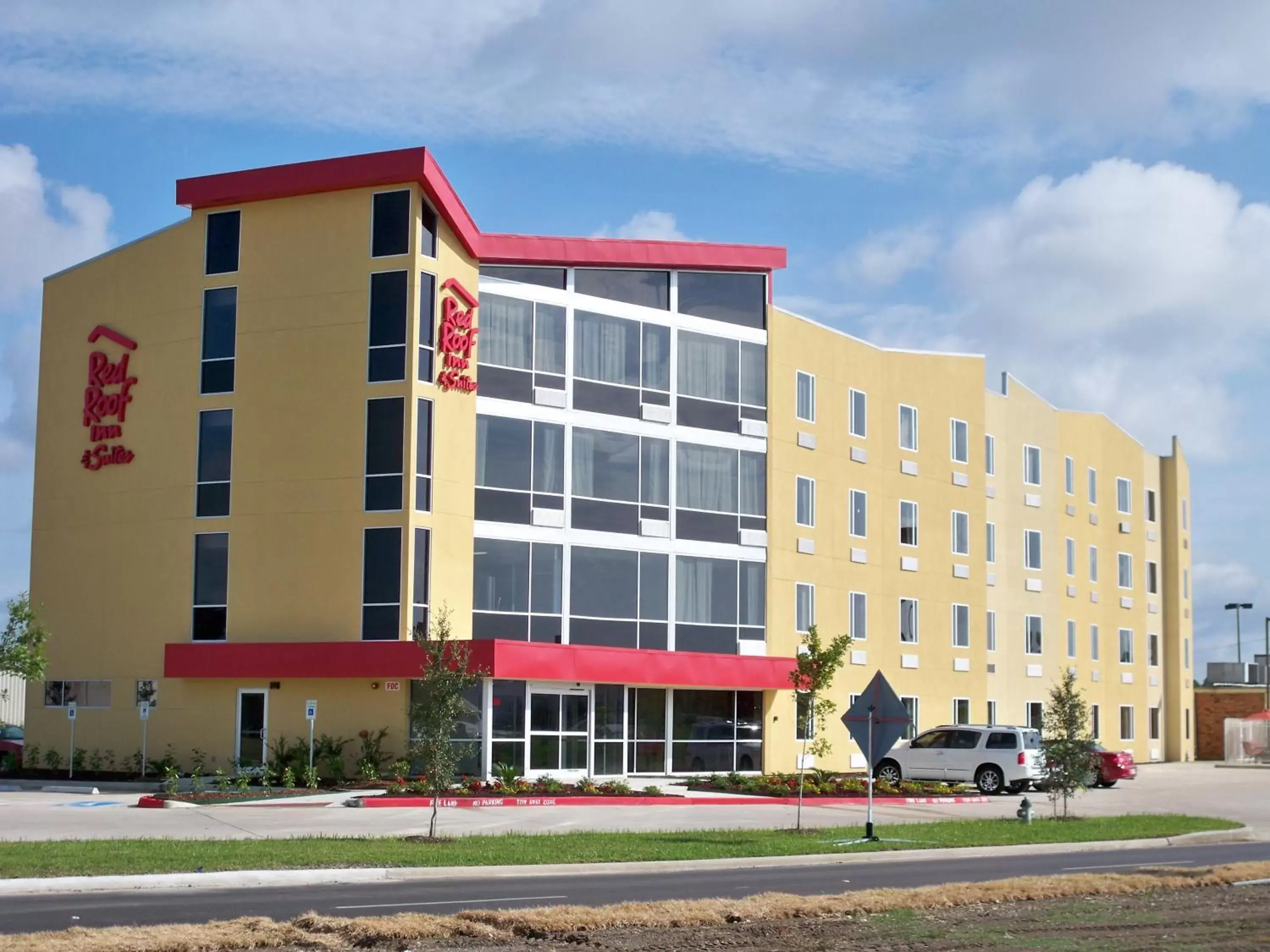 Property building in Red Roof Inn & Suites Beaumont