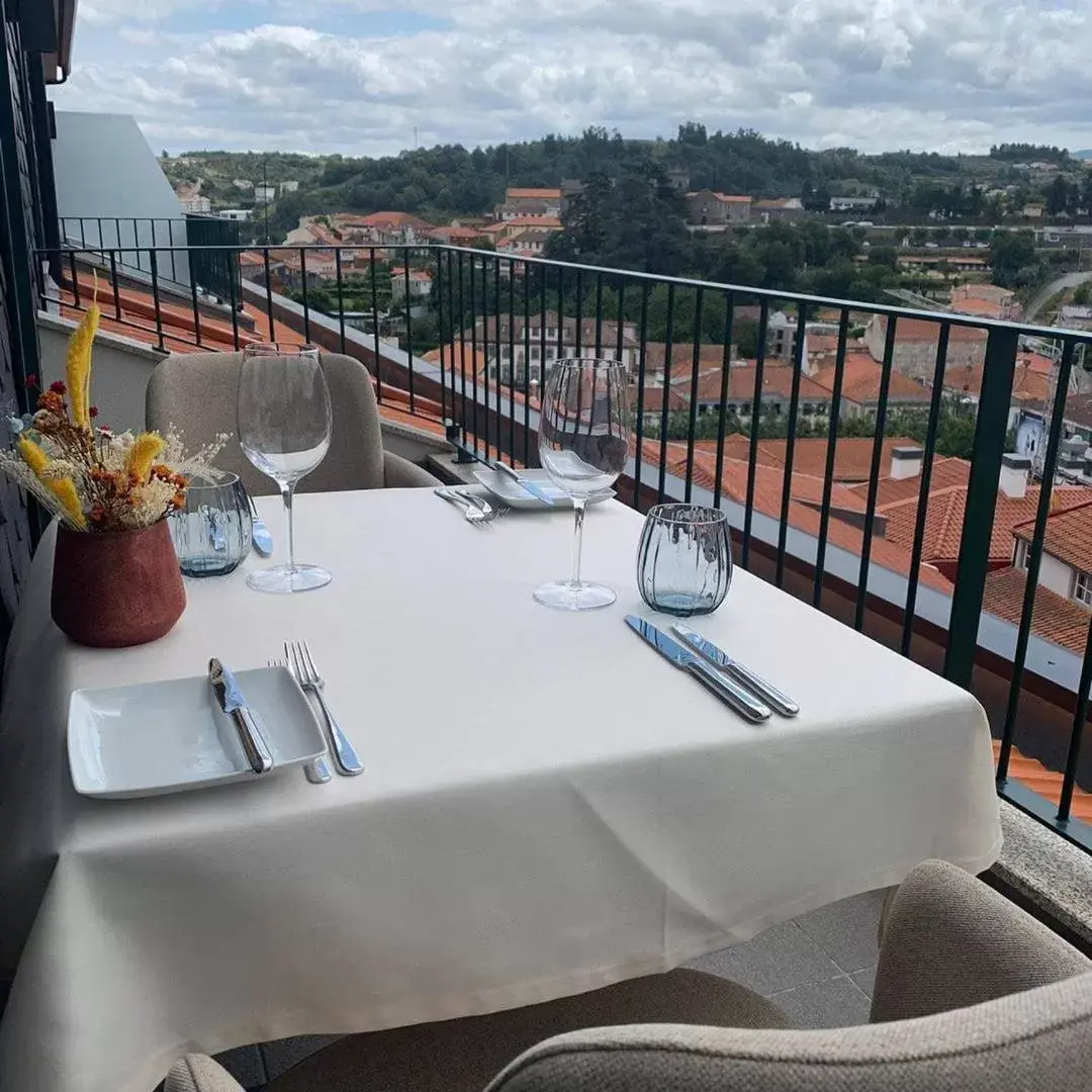 Restaurant/Places to Eat in Douro Castelo Signature Hotel & Spa