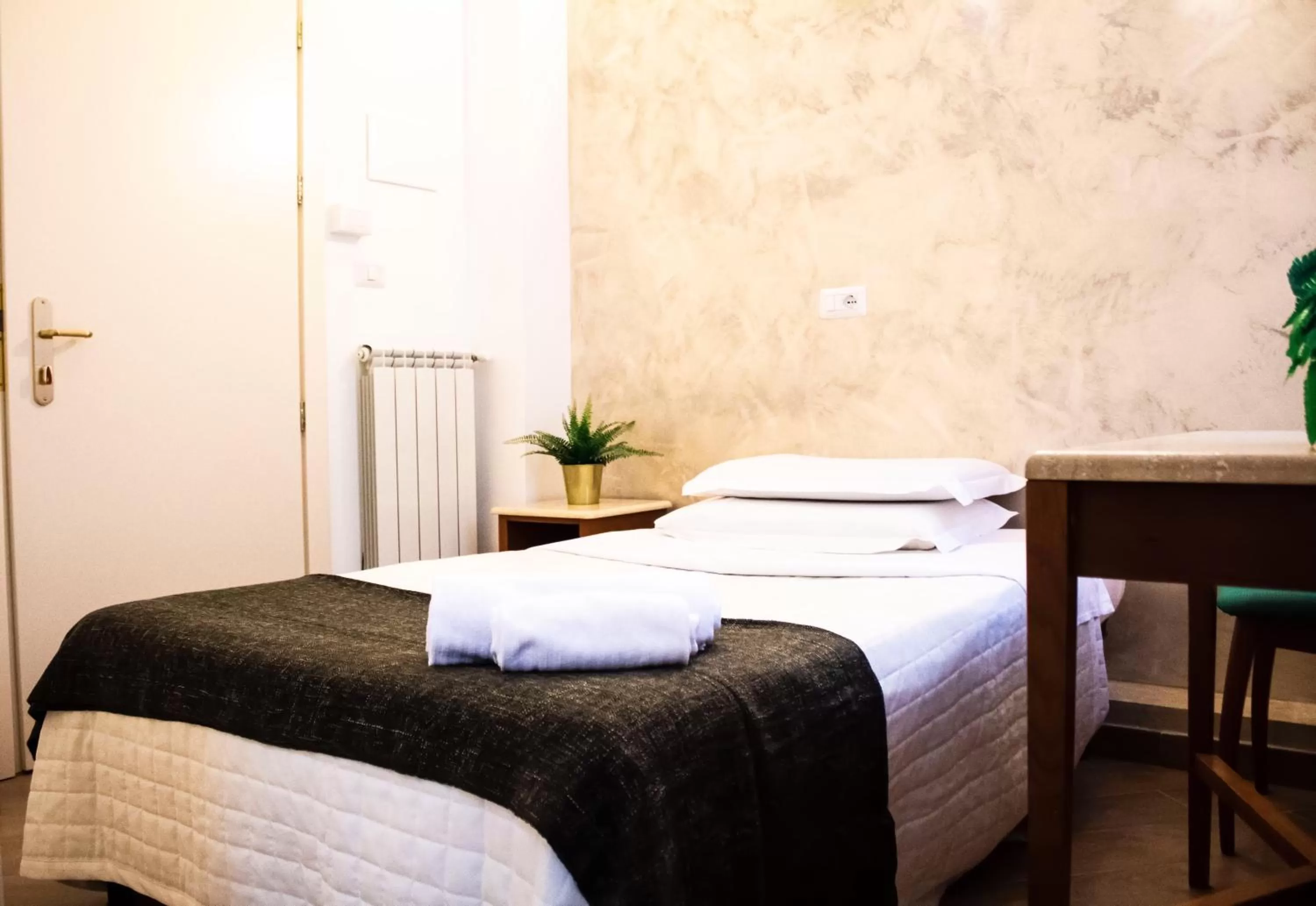 Bed in Hotel Anacapri