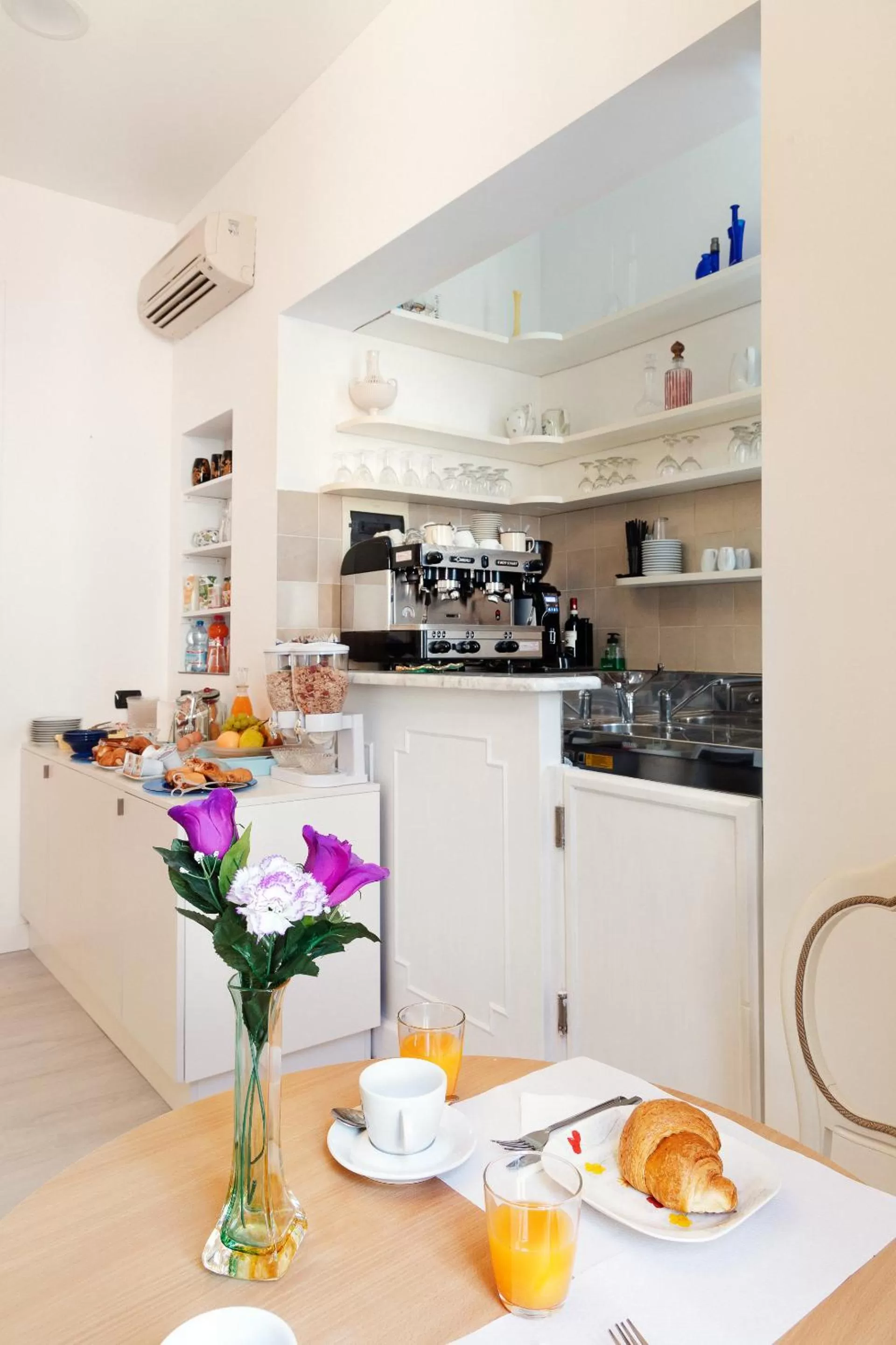 Italian breakfast in Hotel Berna