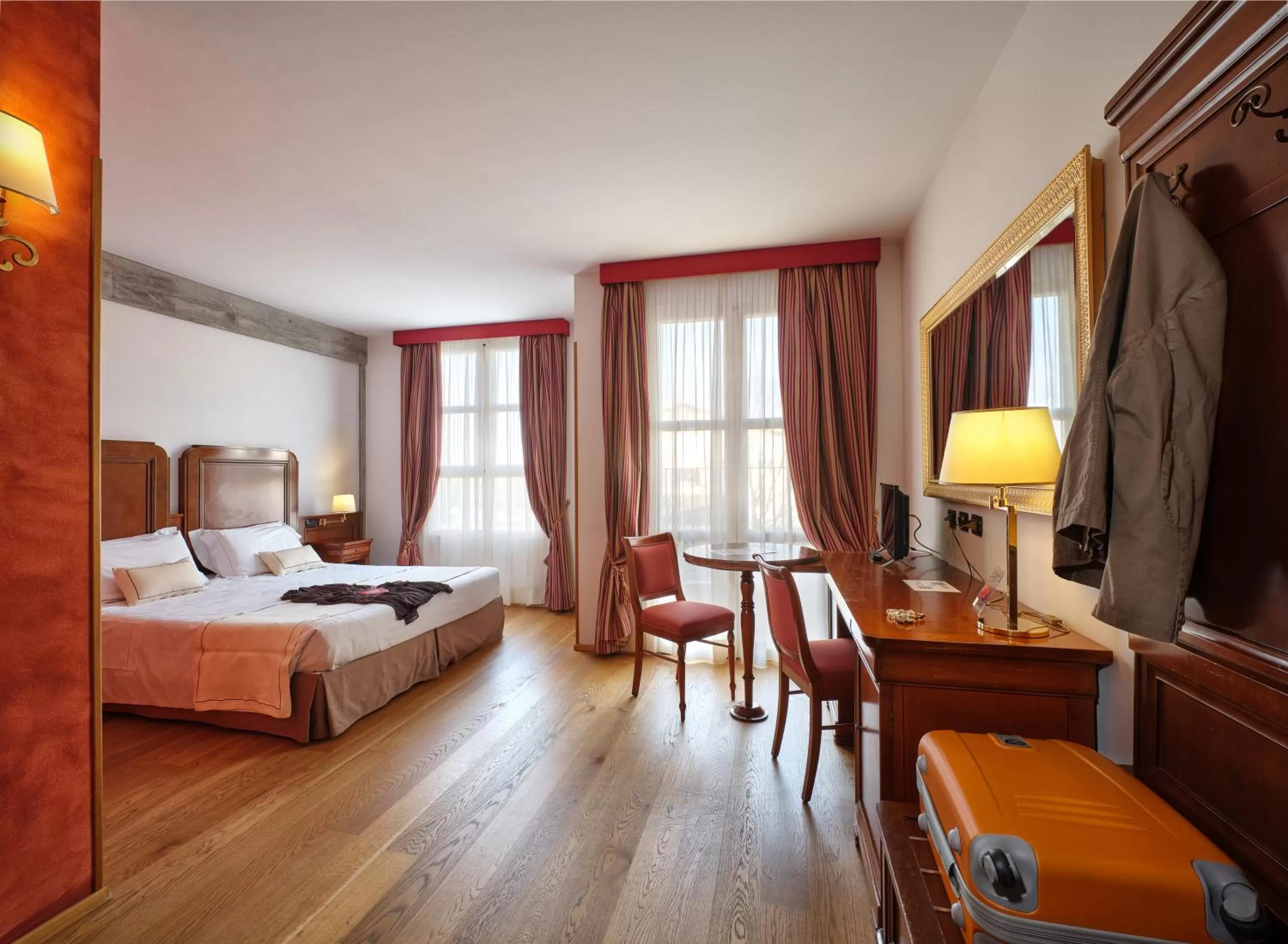 Bedroom, Bed in Hotel Villa Malaspina