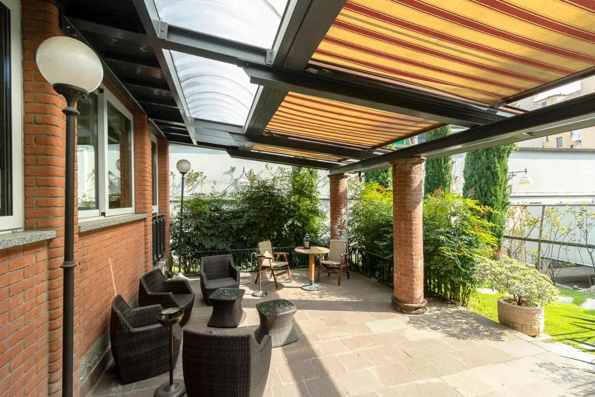 Balcony/Terrace in Hotel Sunflower