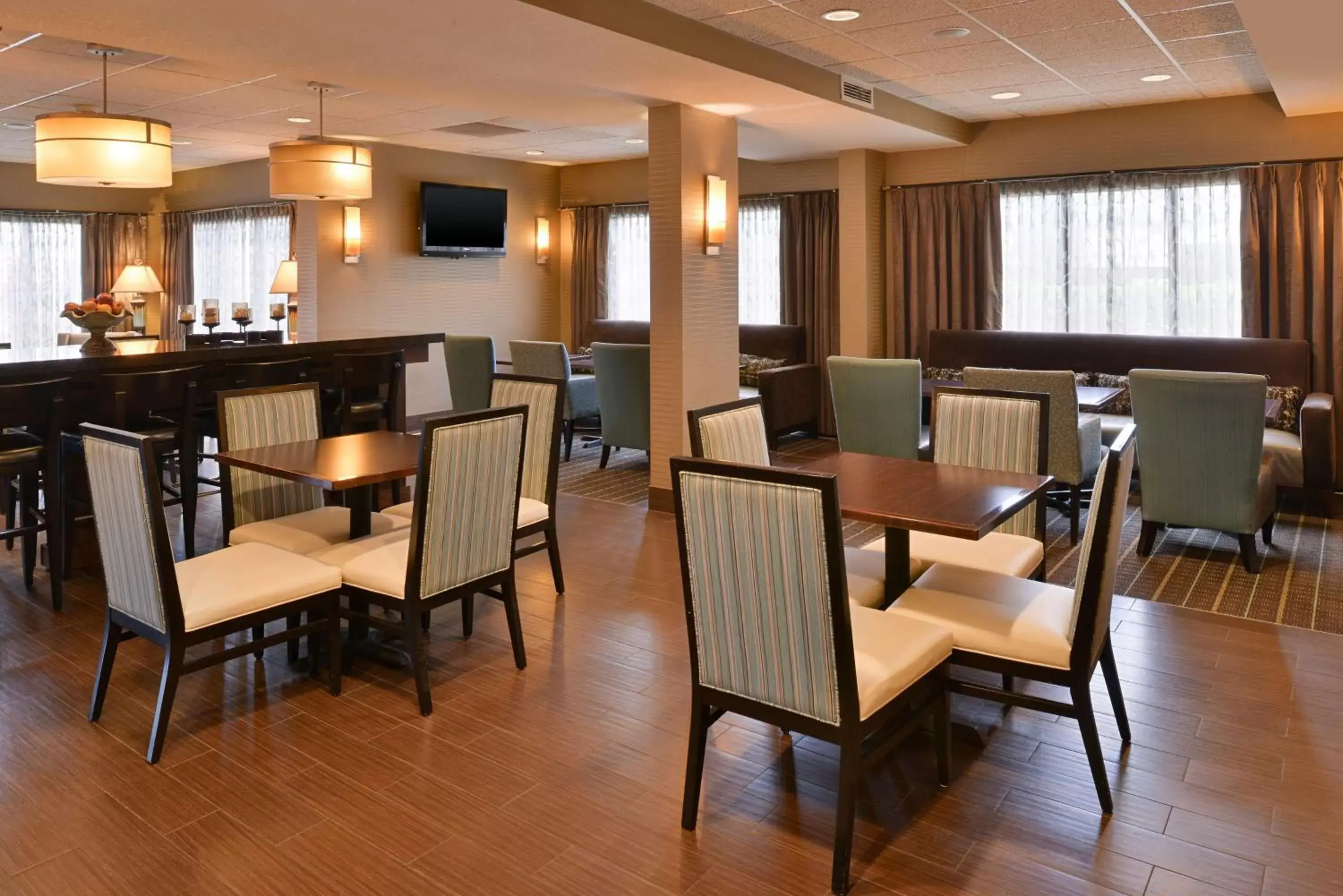 Restaurant/places to eat in Best Western Plus Wichita West Airport Inn