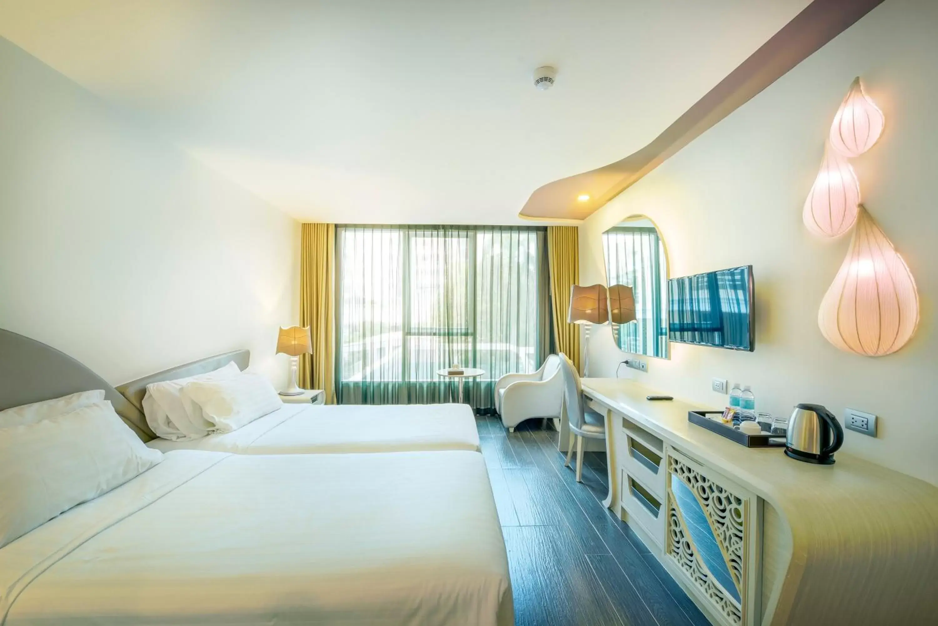 Bedroom in Le Tada Parkview Hotel - SHA Plus