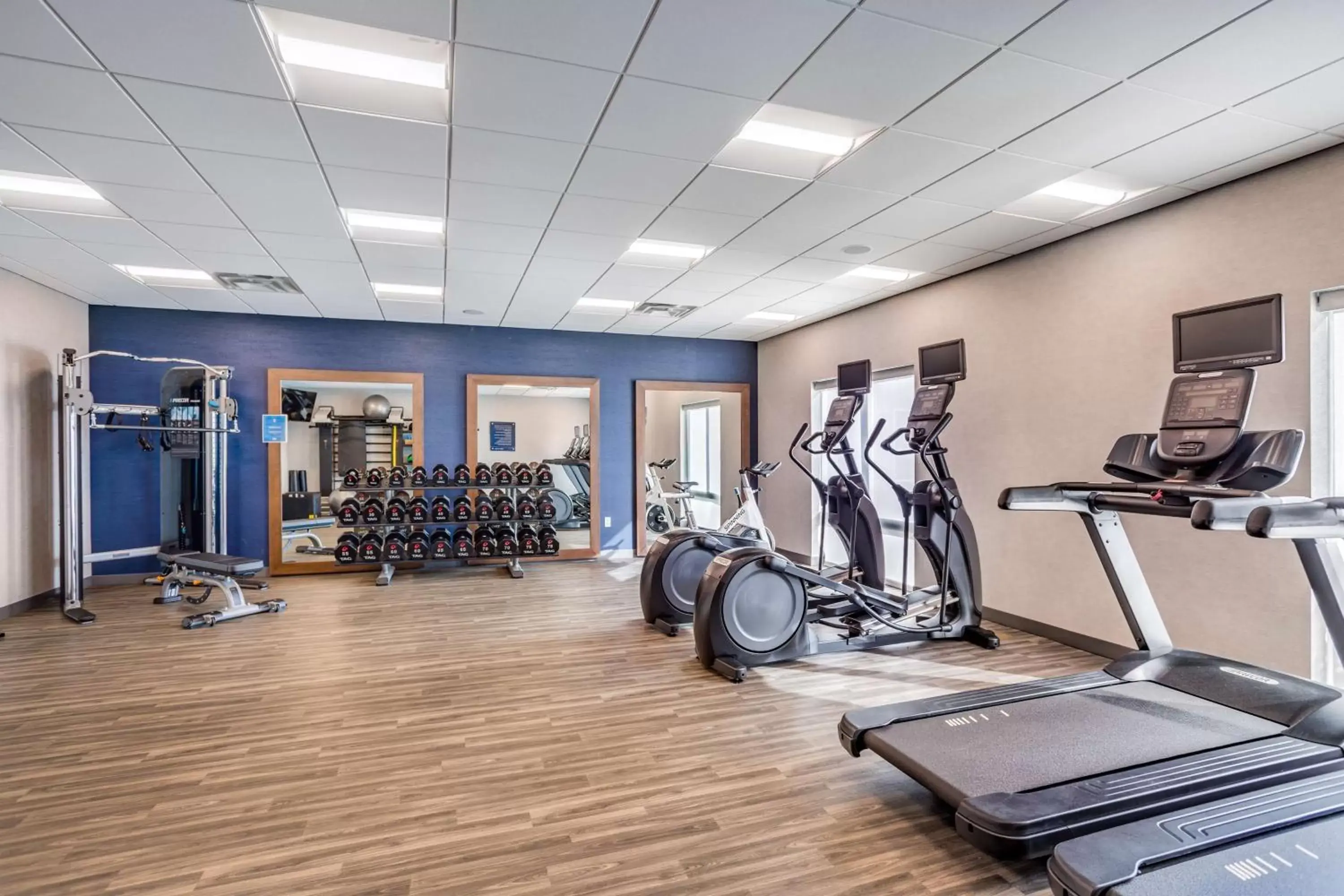 Fitness centre/facilities in Hampton Inn Bedford In, In Fitness centre/facilities in Hampton Inn Bedford In, In