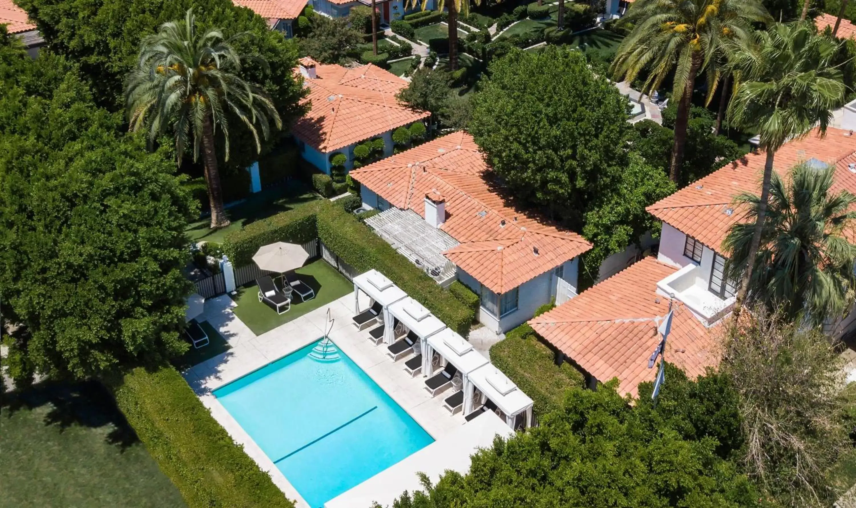 Bird's eye view in Avalon Hotel & Bungalows Palm Springs, a Member of Design Hotels Bird's eye view in Avalon Hotel & Bungalows Palm Springs, a Member of Design Hotels