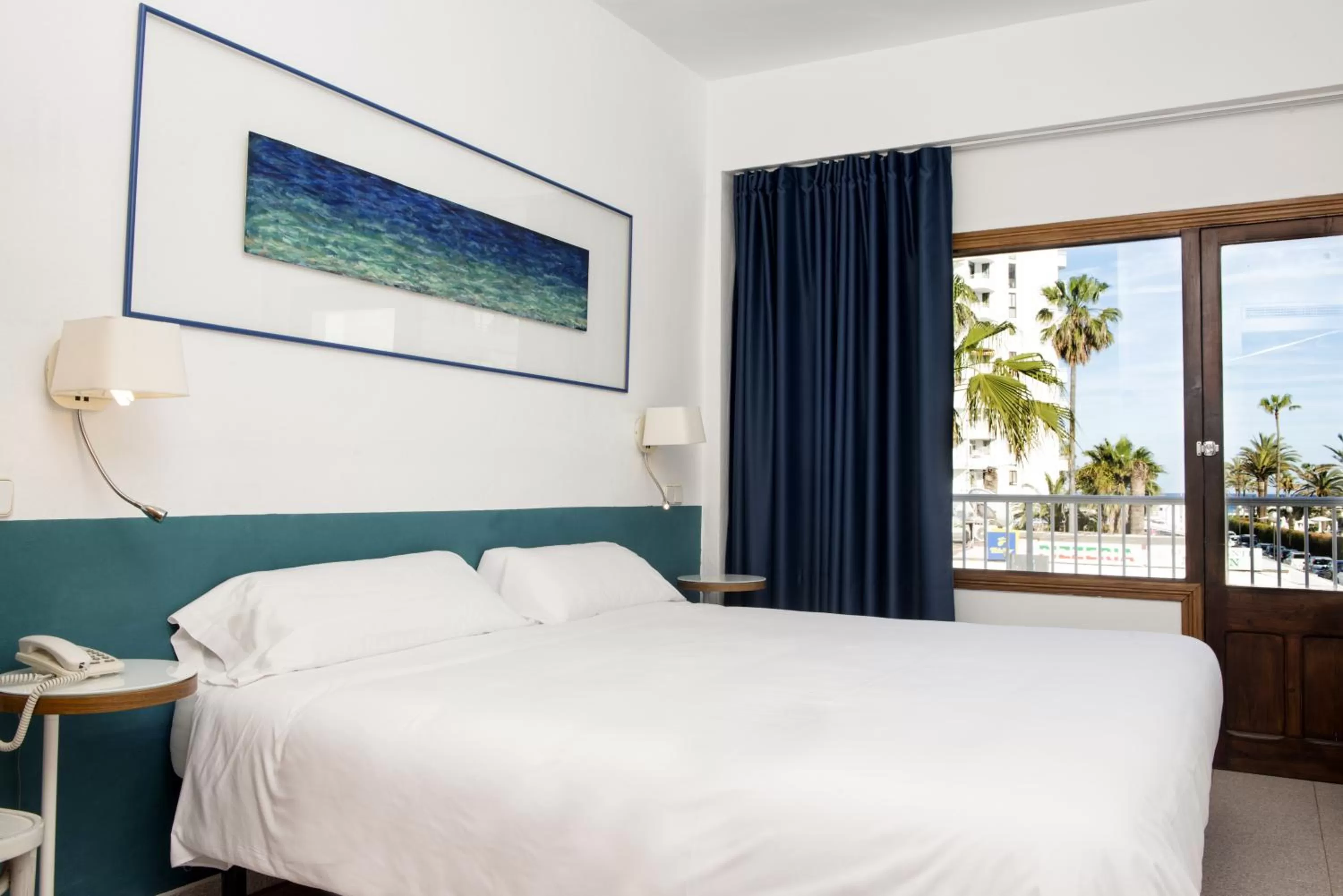 Bedroom, Bed in Villa Miel