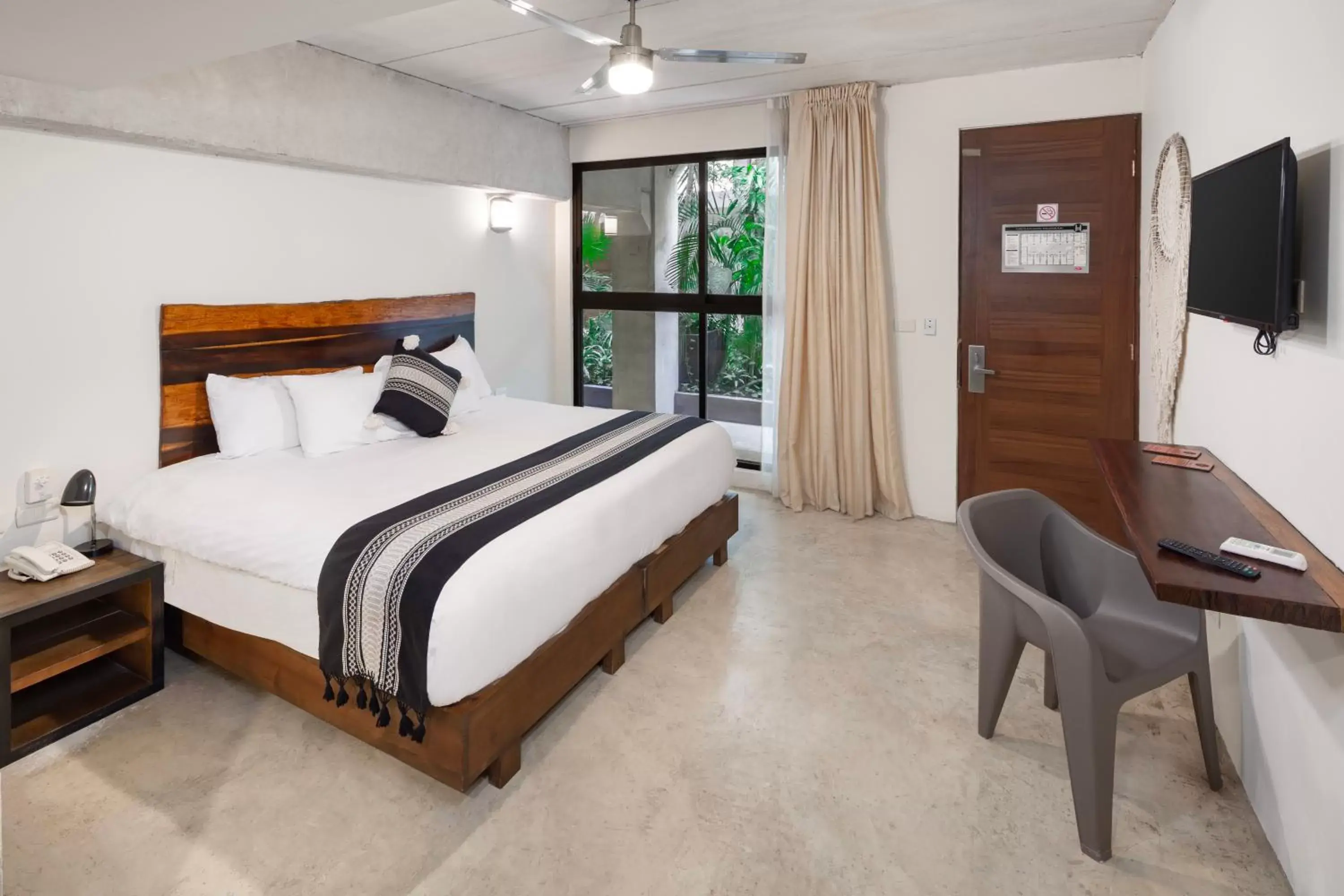 Bed in Hotel 52 Playa del Carmen Bed in Hotel 52 Playa del Carmen