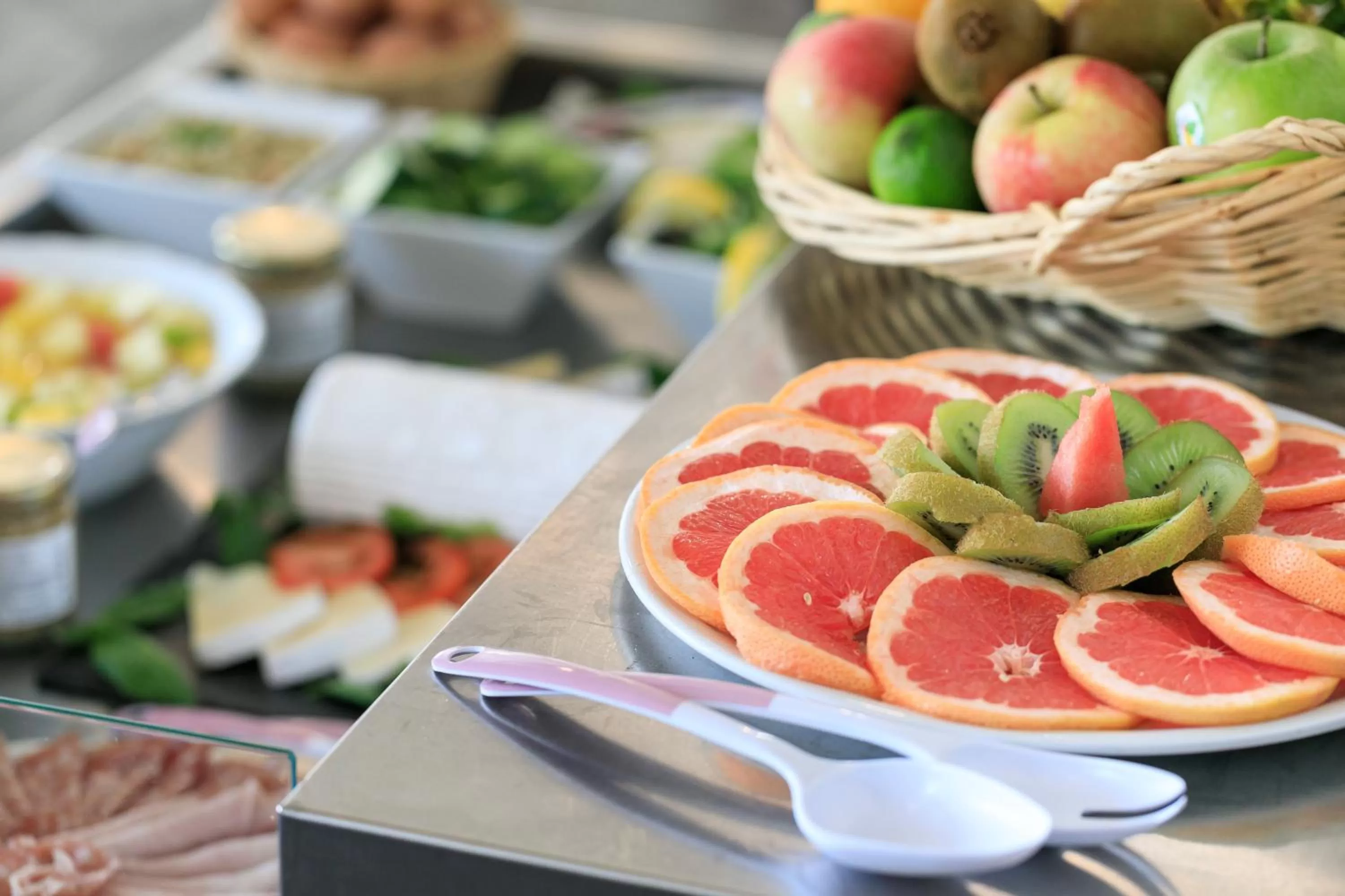 Food and drinks in Best Western Hôtel des Orangers Cannes