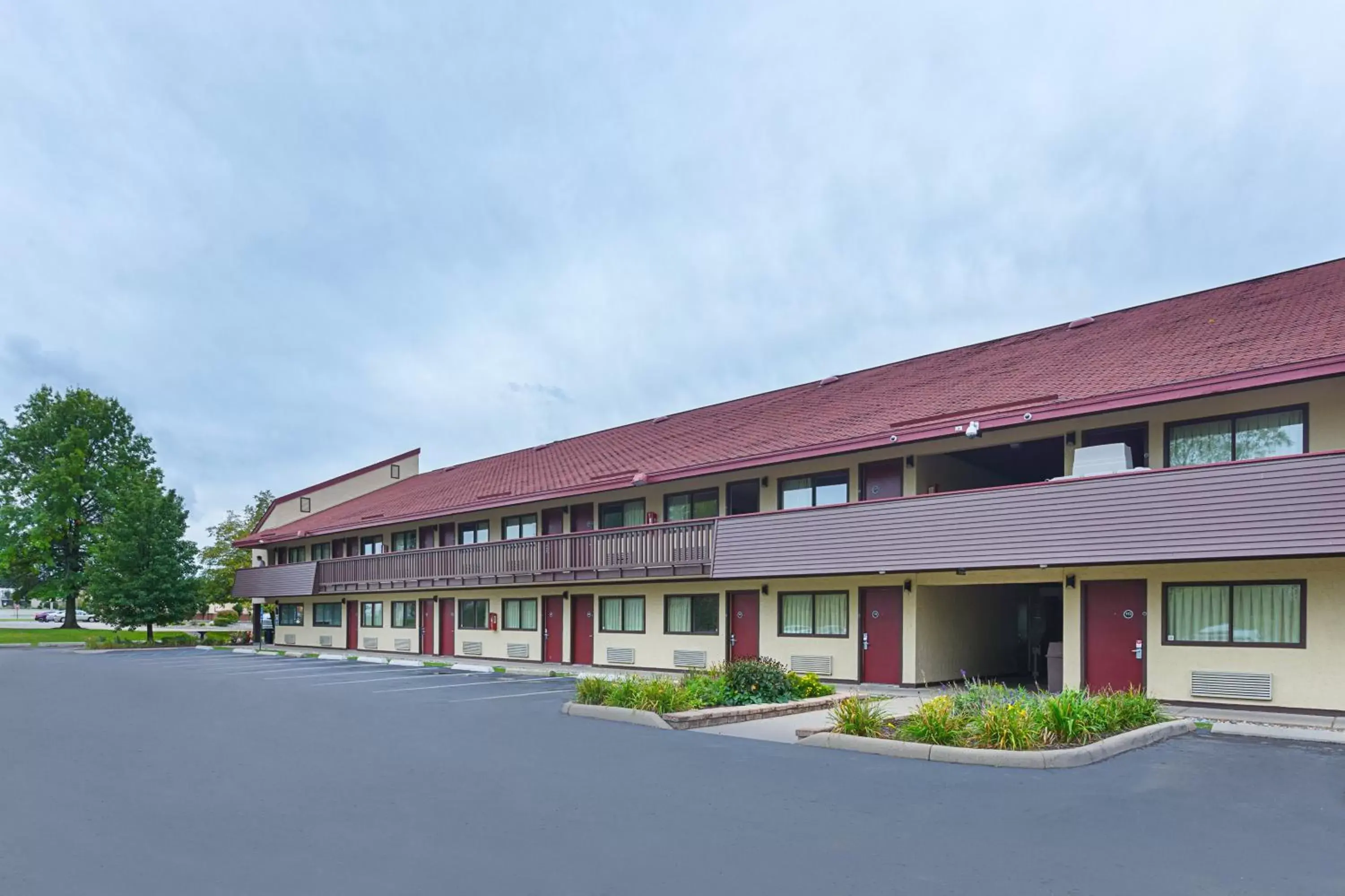 Property Building in Red Roof Inn Lansing West - MSU