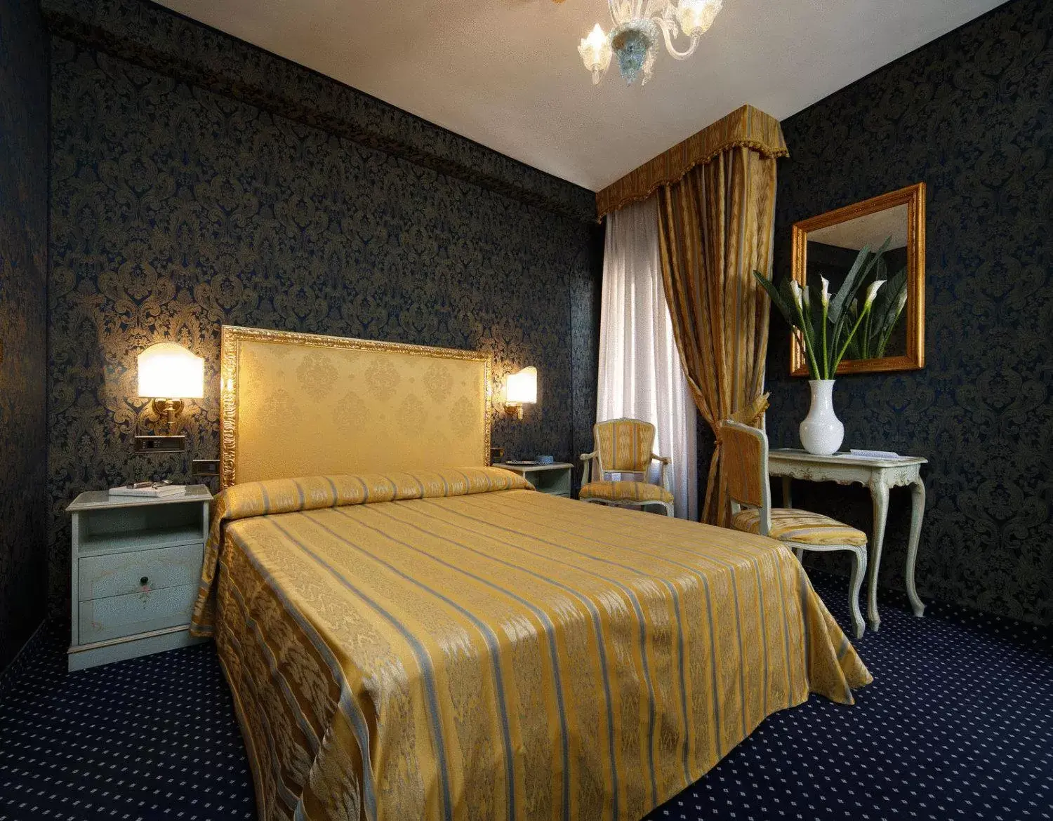 Photo of the whole room, Bed in Hotel Castello