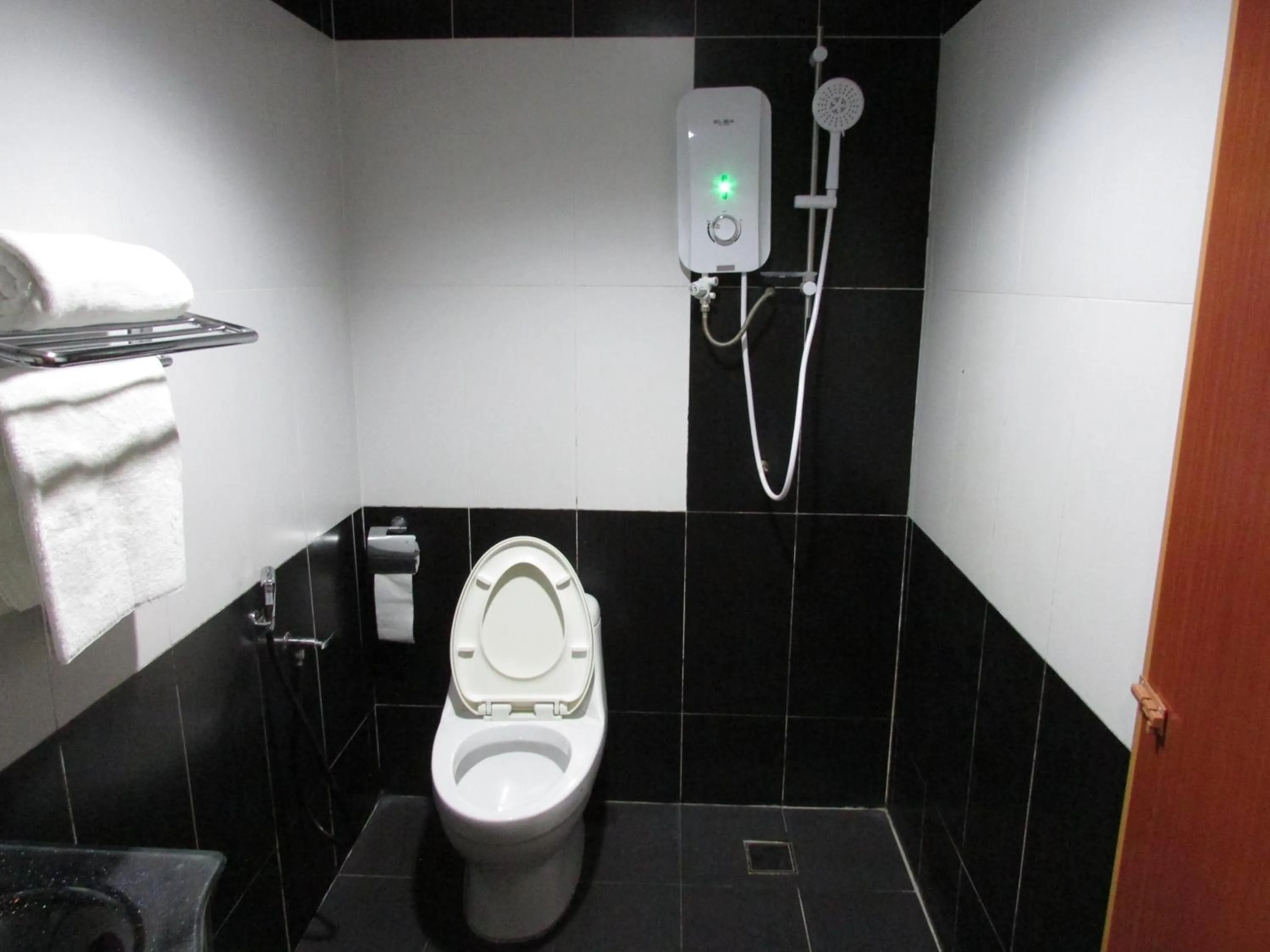 Bathroom in Safari Hotel