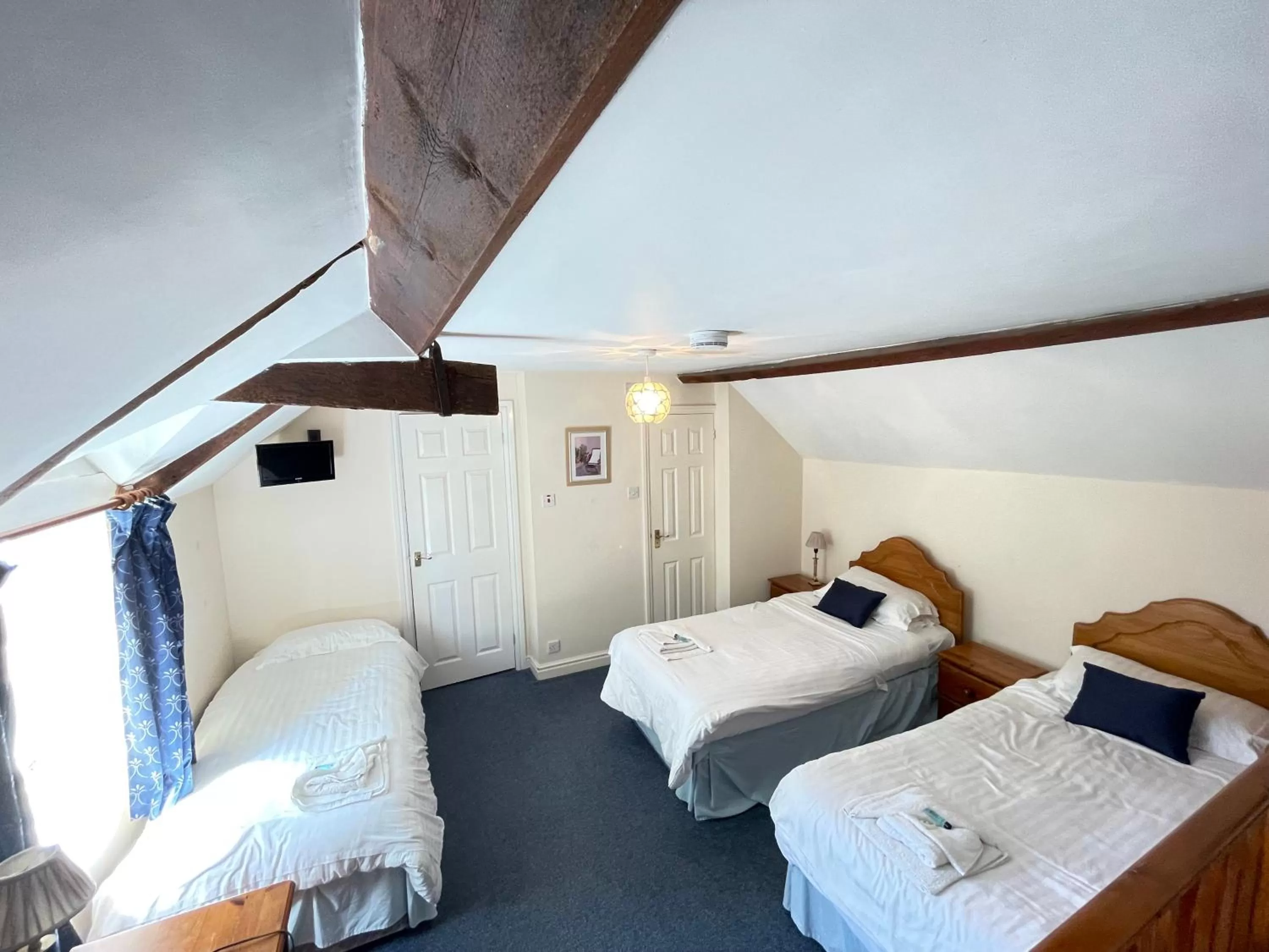 Bedroom in Halfway House Inn & Cottages