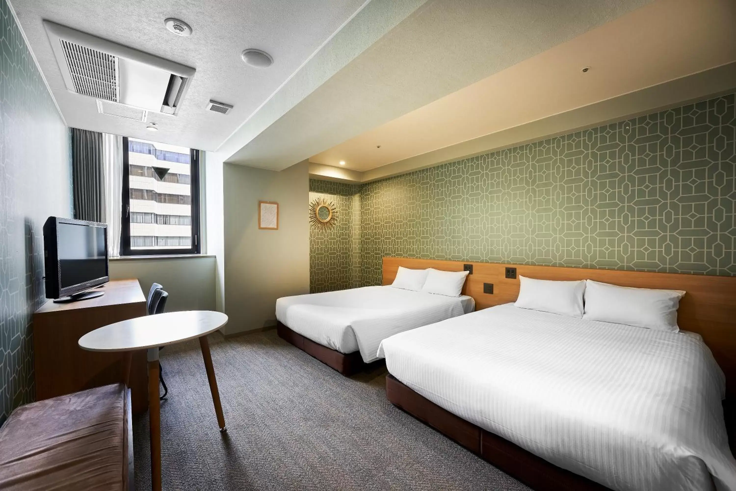 Superior Twin Room in Hotel Morning Box Osaka Shinsaibashi