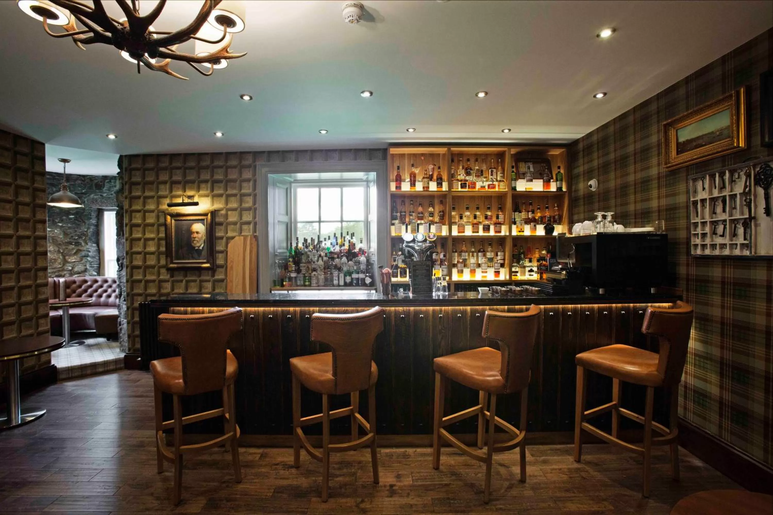 Lounge or bar in Meldrum House Hotel Golf And Country Estate