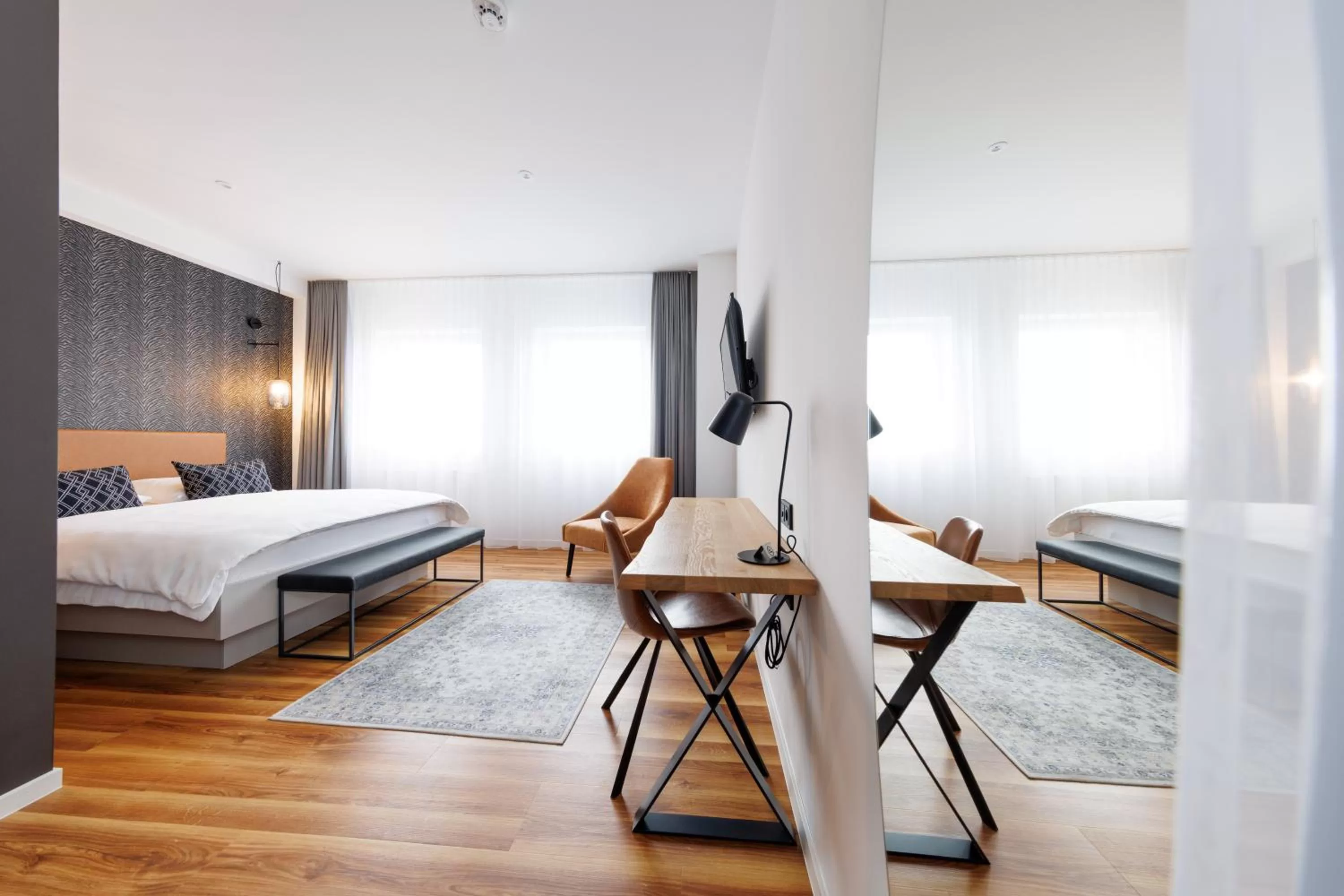 Photo of the whole room, Bed in Internationales Studierendenhotel