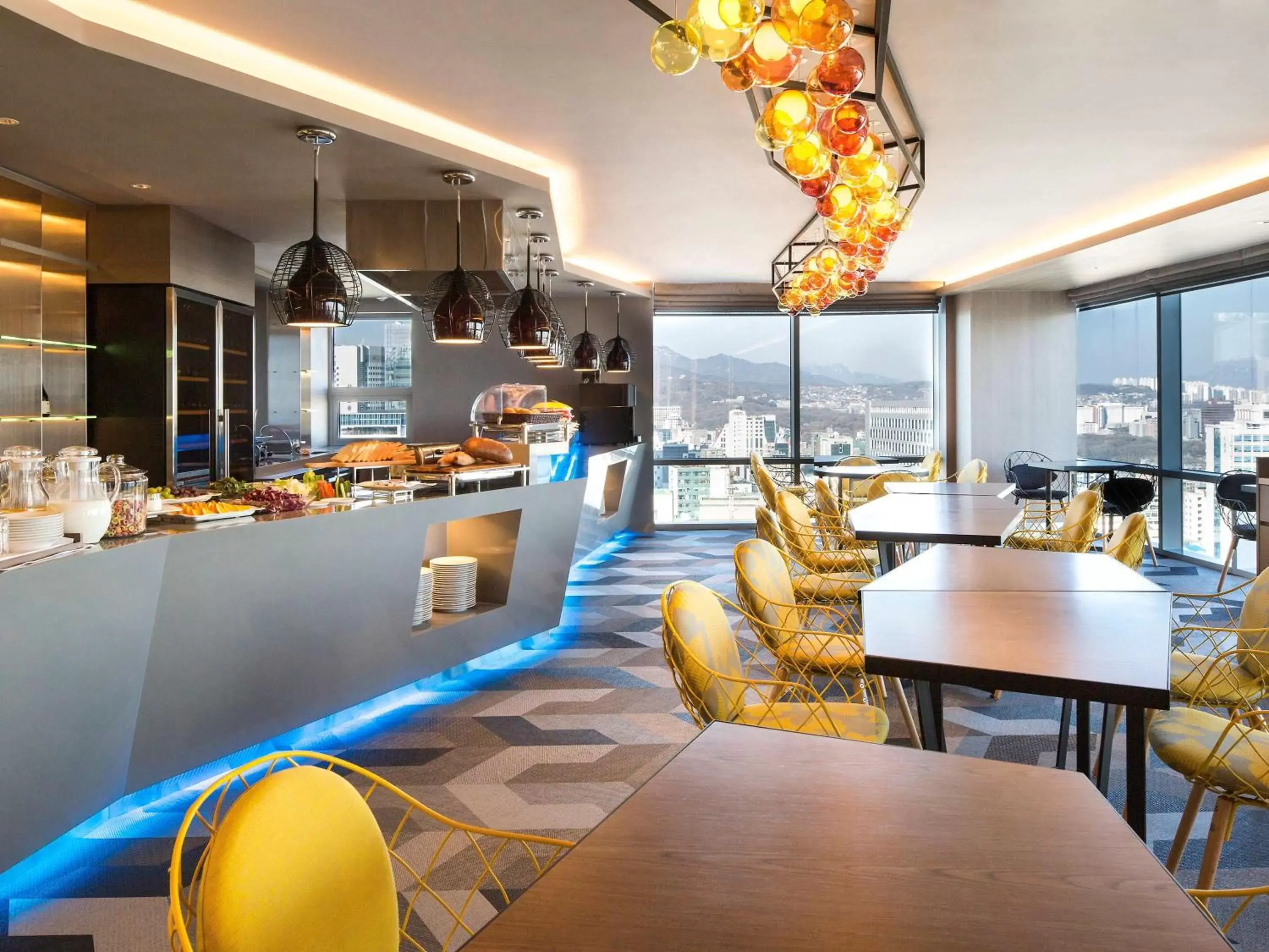 Restaurant/Places to Eat in ibis Styles Ambassador Seoul Myeong-dong