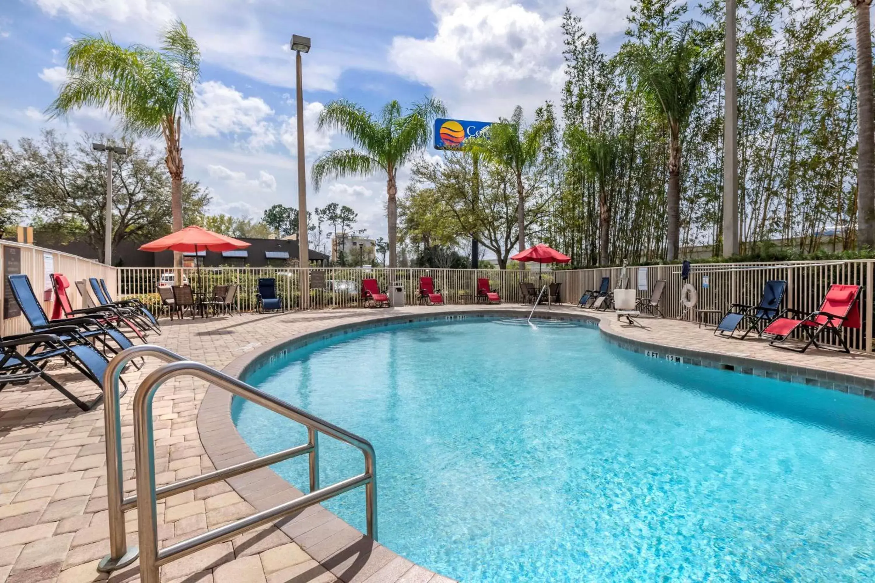 Pool view, Swimming Pool in Comfort Inn & Suites Orlando North