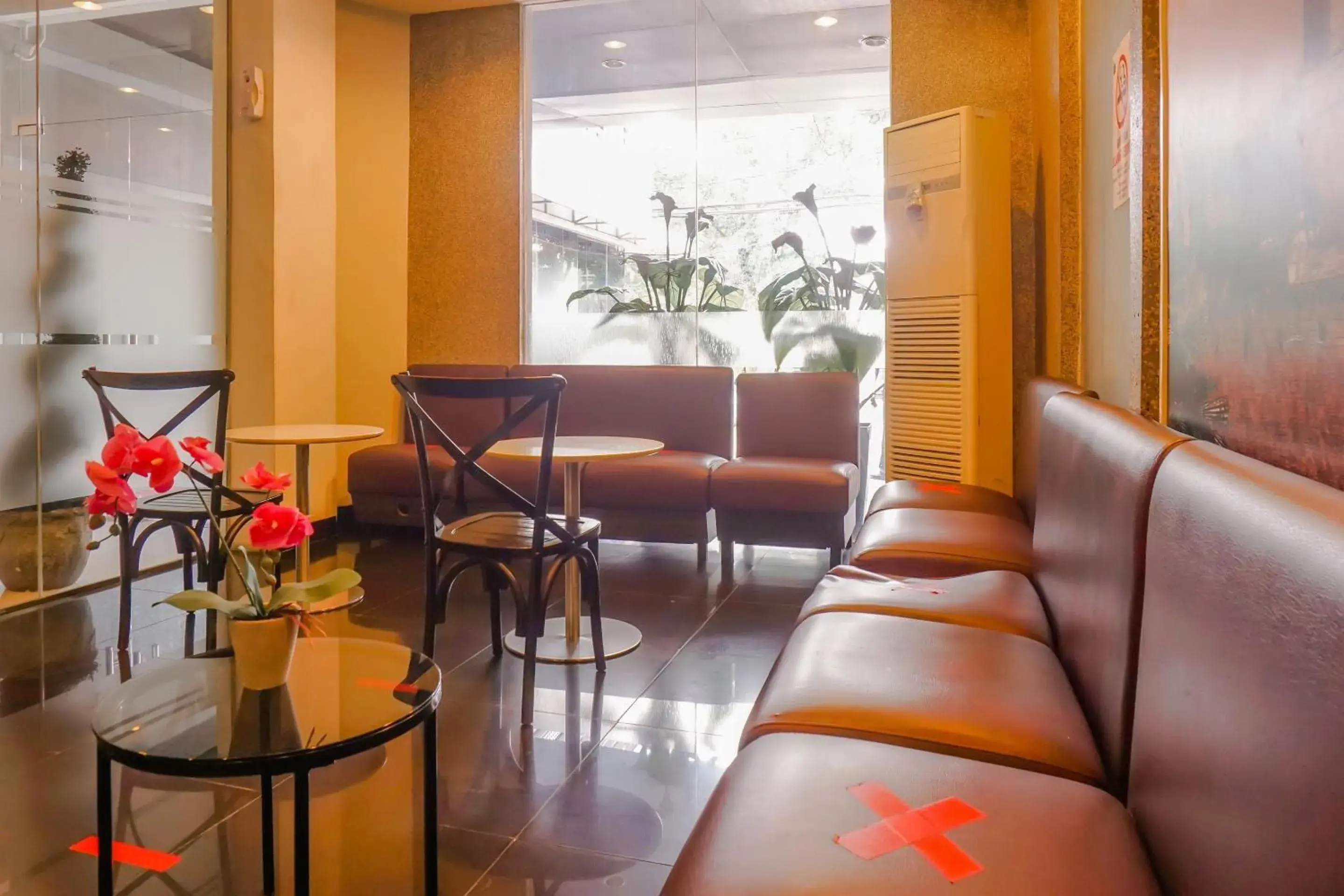 Lobby or reception in OYO 90244 Hotel Antara