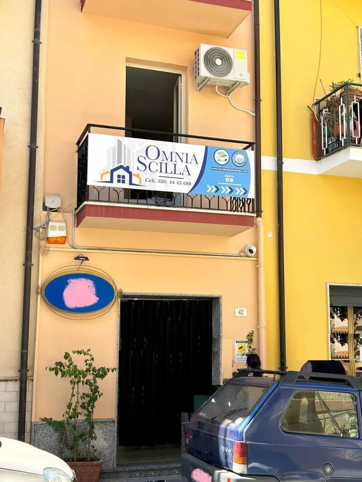 Property building in B&B Omnia Scilla