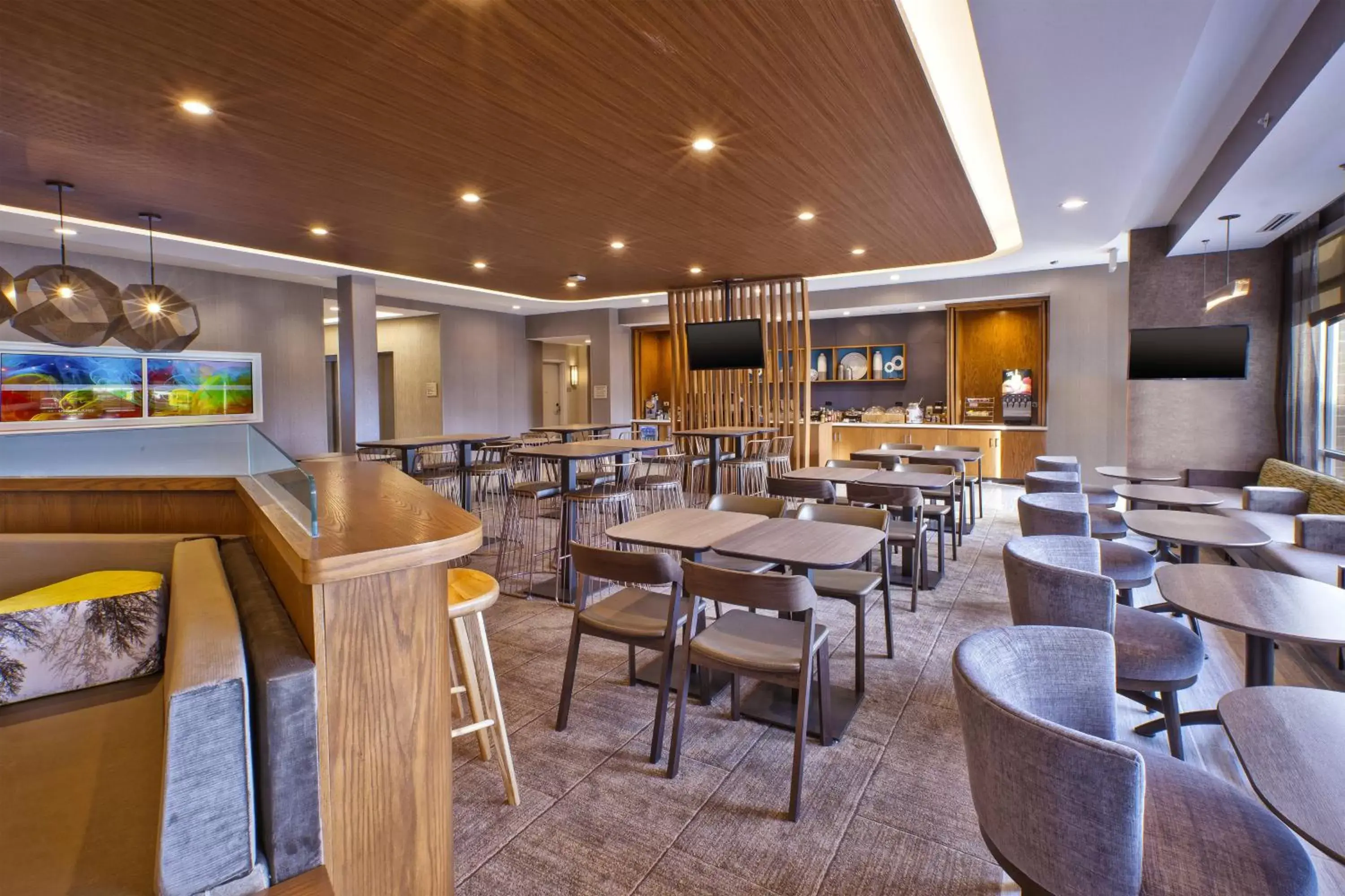 Restaurant/places to eat, Lounge/Bar in SpringHill Suites by Marriott St. Joseph Benton Harbor