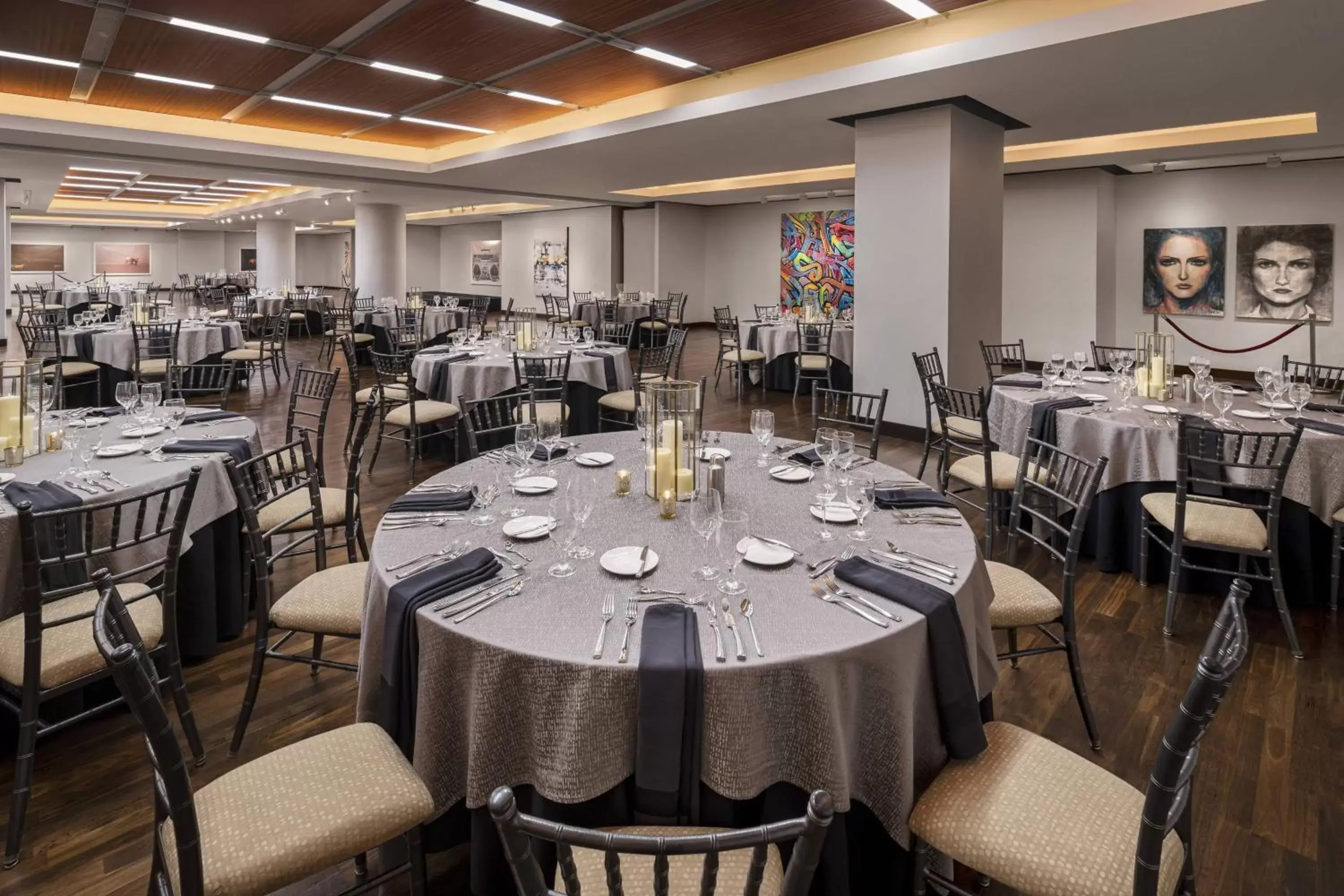 Meeting/conference room, Restaurant/Places to Eat in JW Marriott Houston Downtown