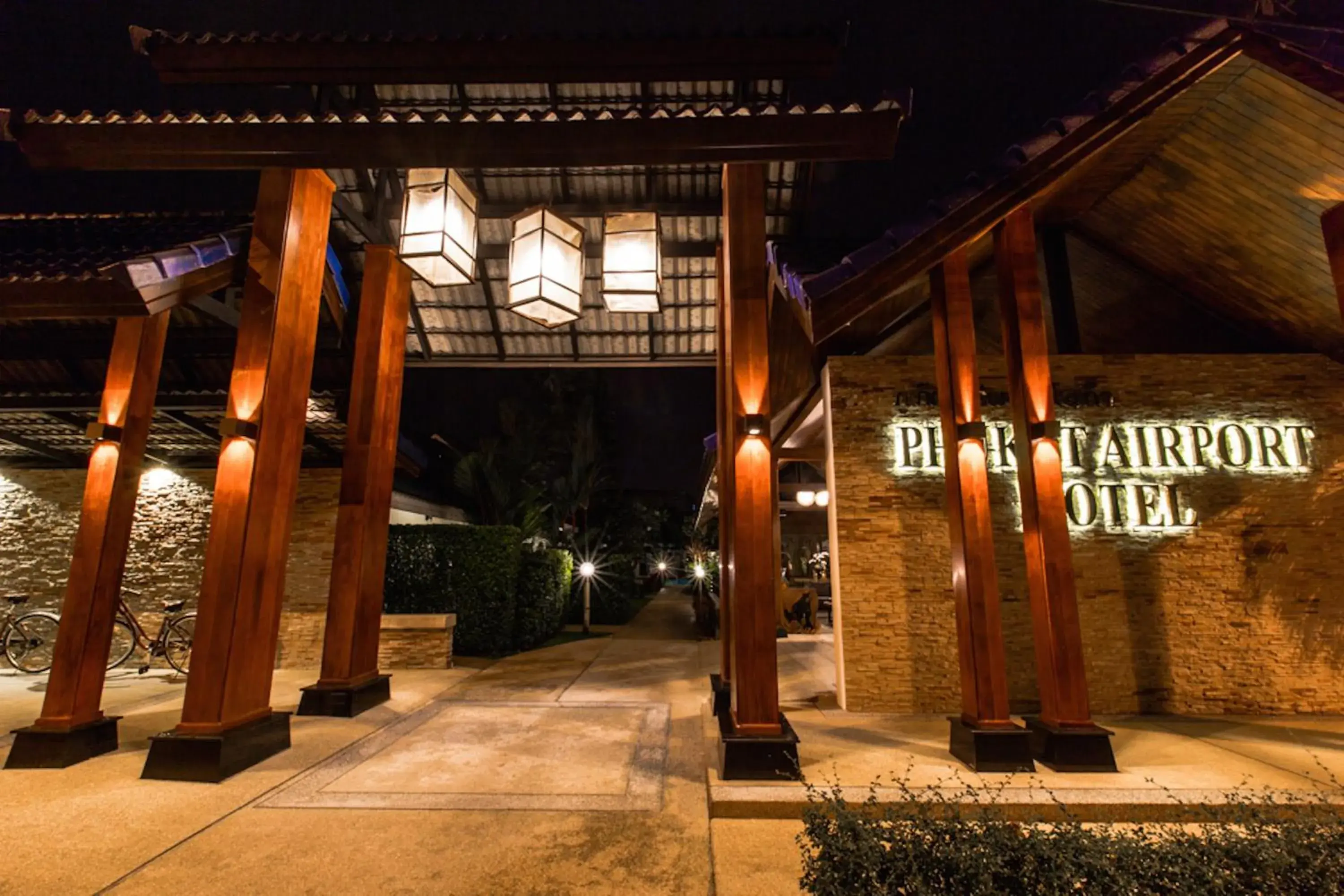 Facade/entrance in Phuket Airport Hotel - SHA Extra Plus Facade/entrance in Phuket Airport Hotel - SHA Extra Plus