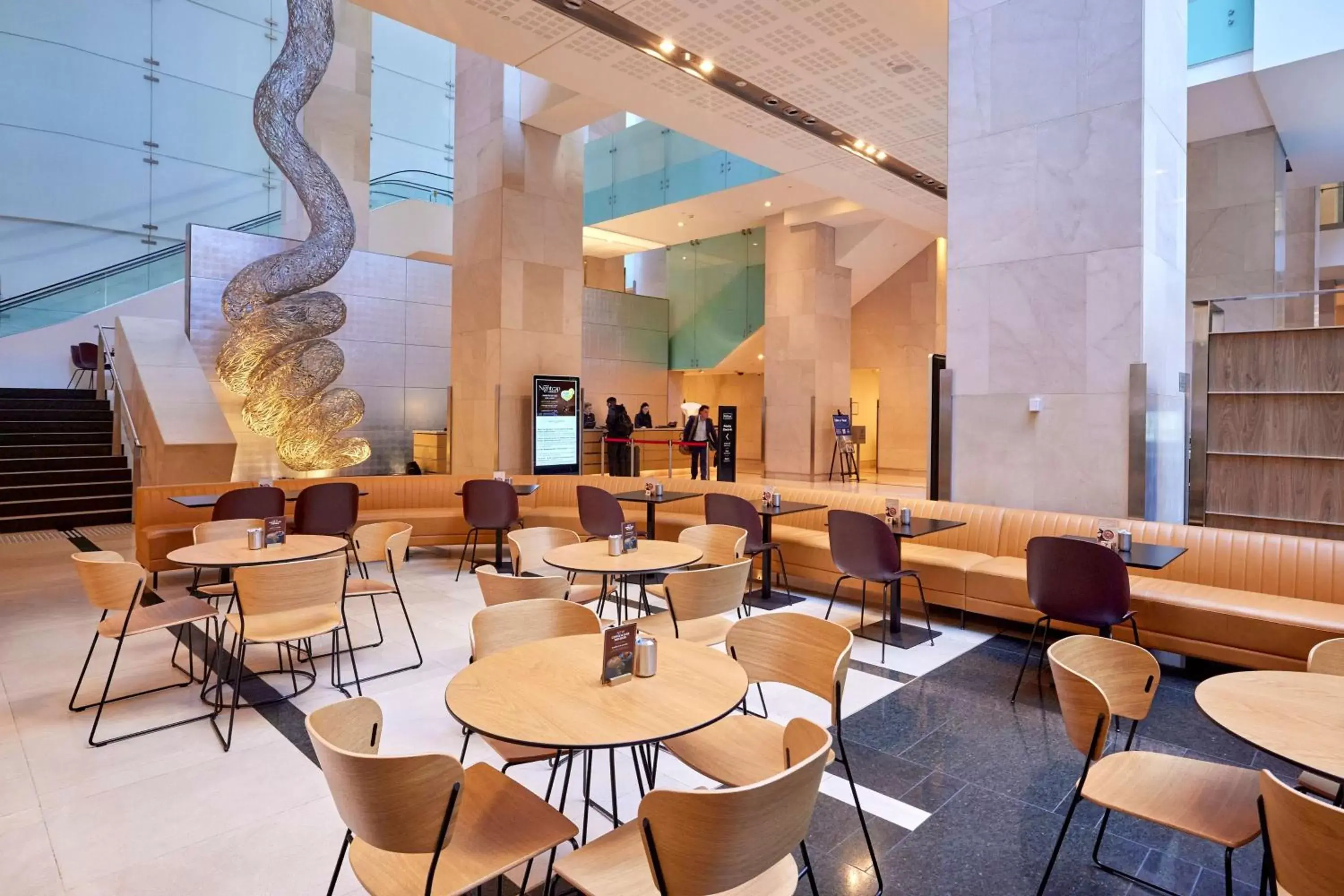 Lobby or reception, Restaurant/Places to Eat in Hilton Sydney